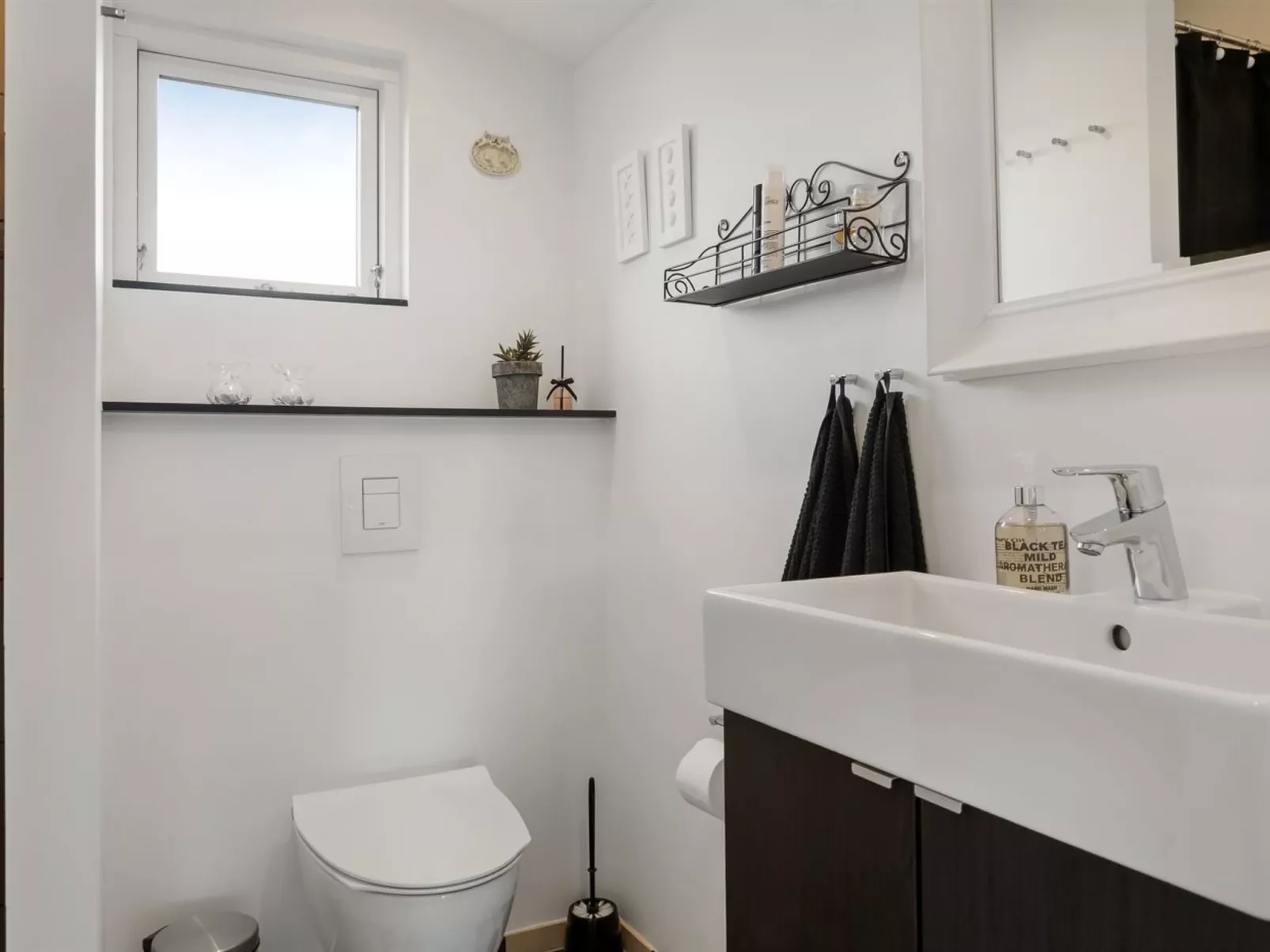 "Thit" - 90m from the sea-Binnen