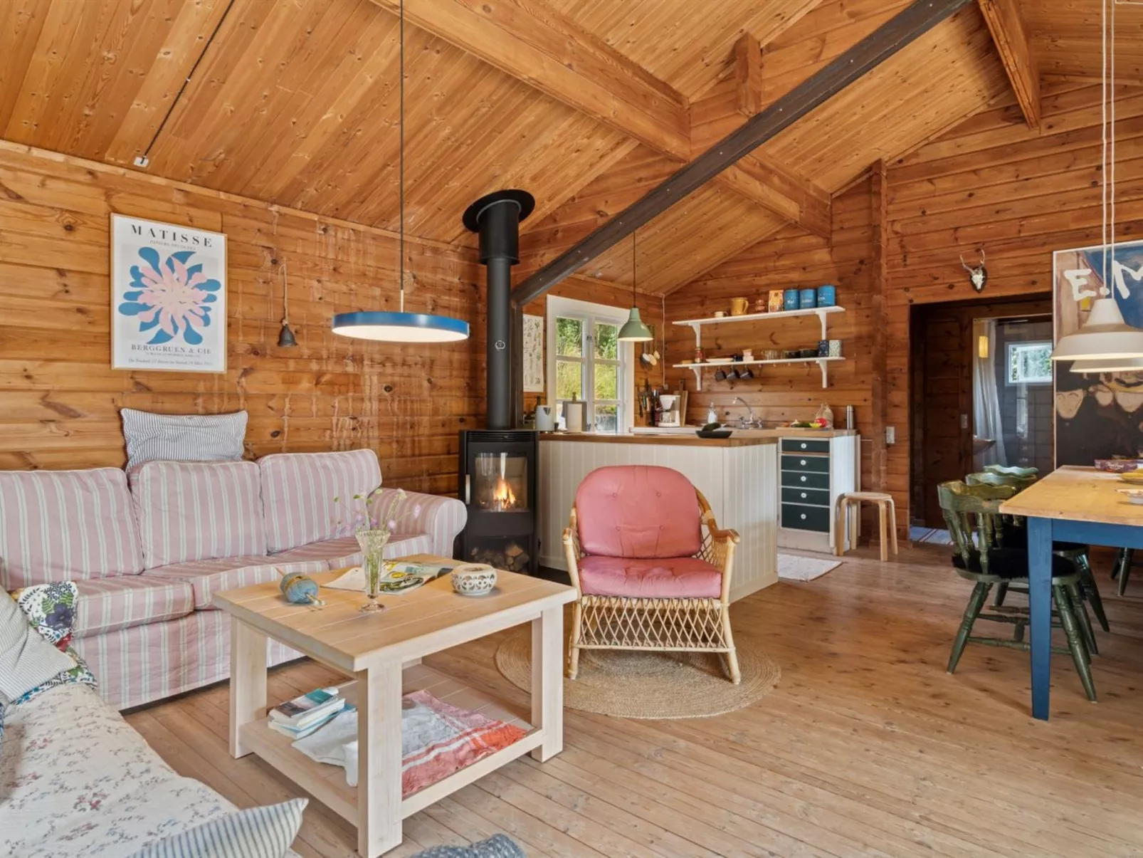 "Dorthie" - 1.7km from the sea-Binnen