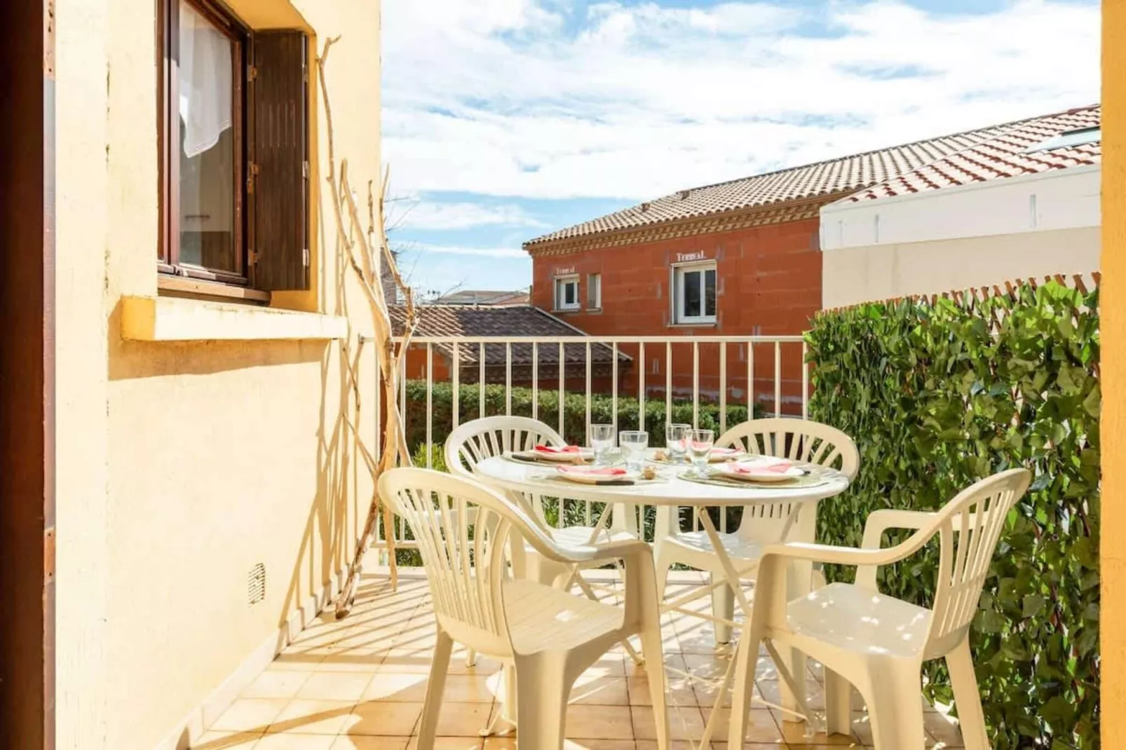 41 T2 spacieux et-Terrasbalkon