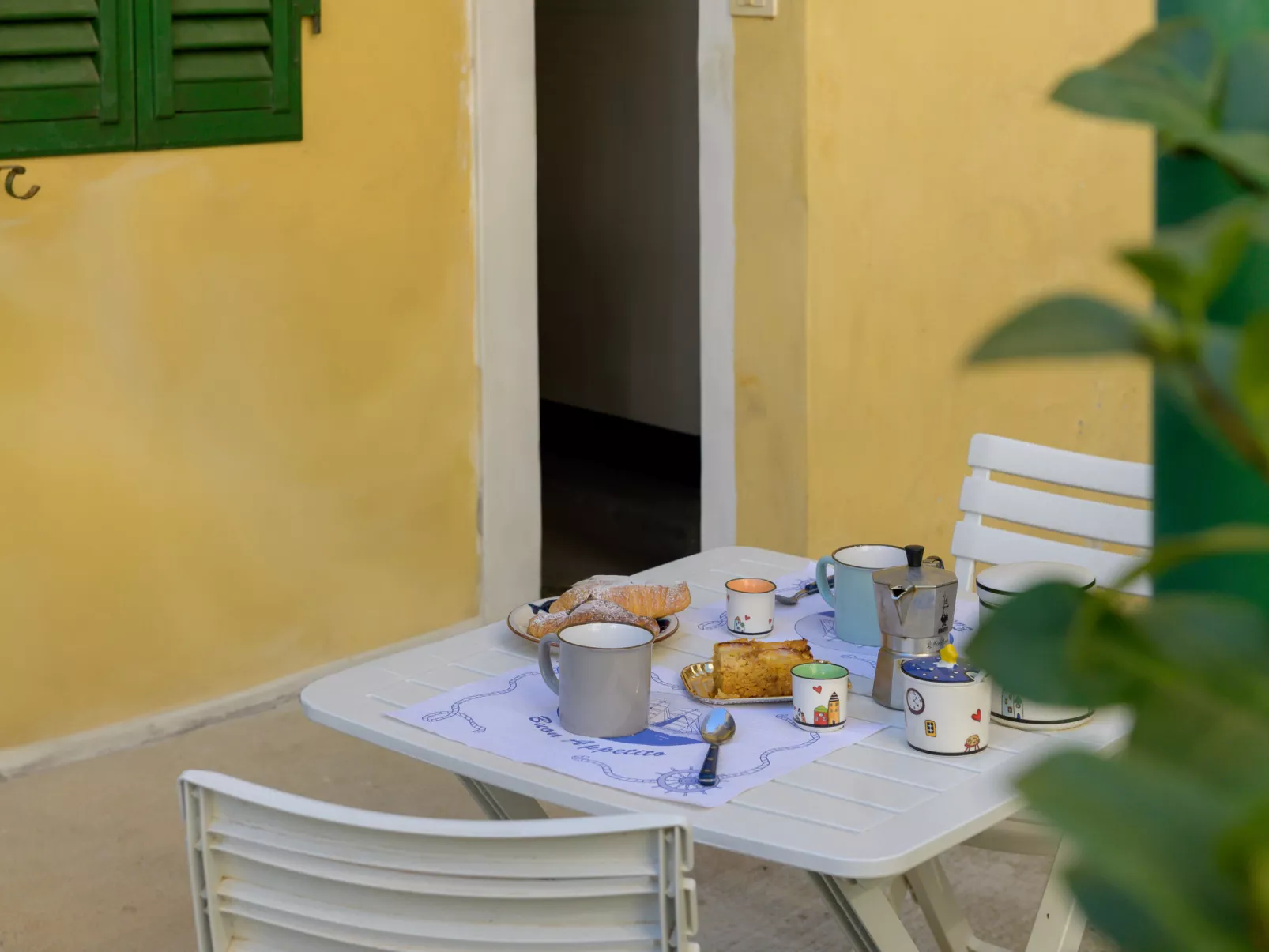 Il cortile nel centro-Buiten