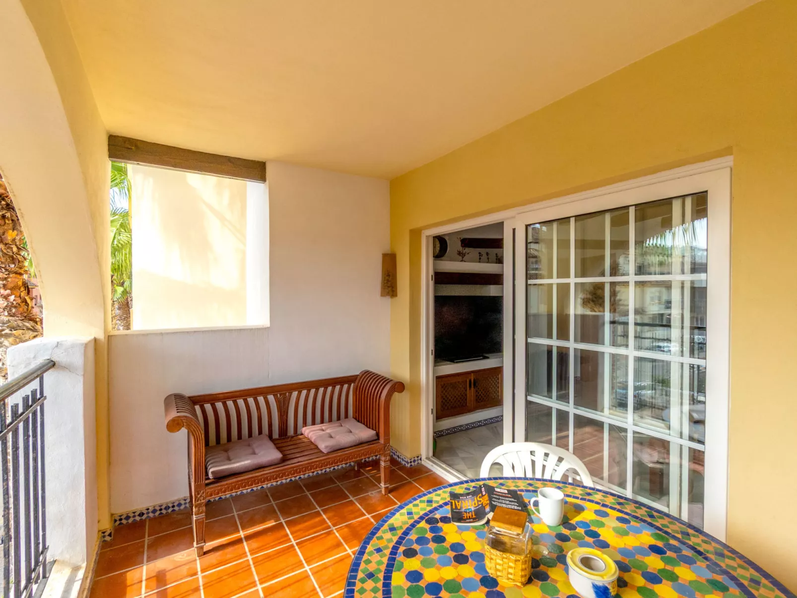 Aldea del Mar-Binnen