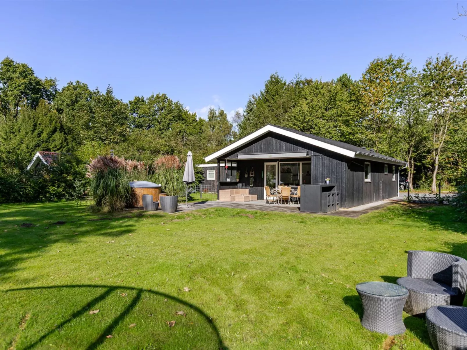 "Kennet" - 30km from the sea-Buiten