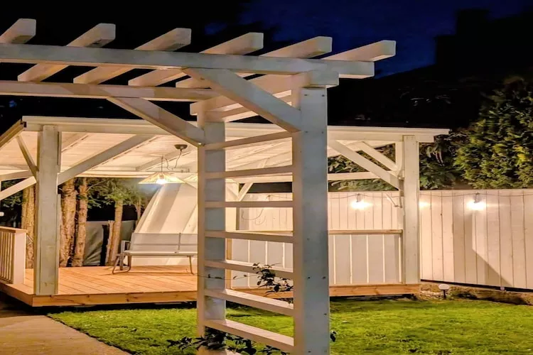 Apartament 4-osobowy na Portowej Kołobrzeg-Tuinen zomer