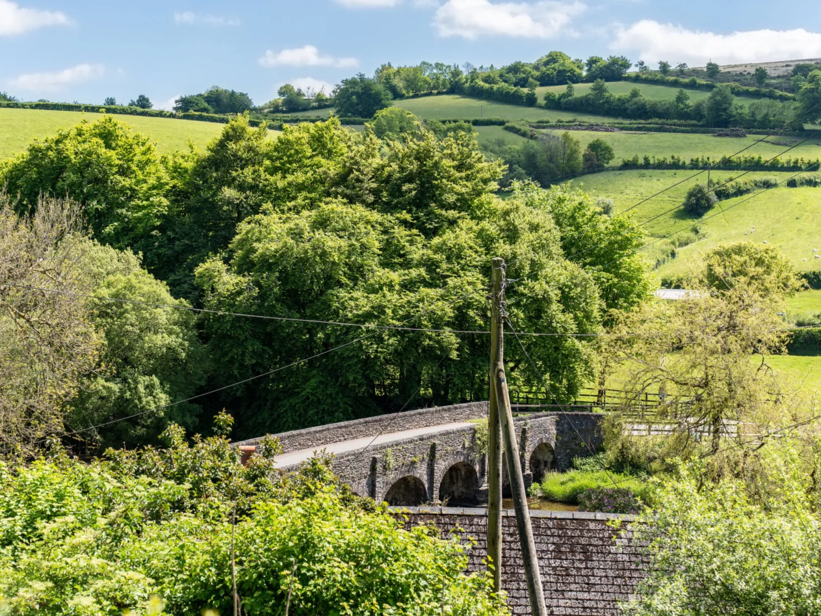 Valley Cottage-Buiten