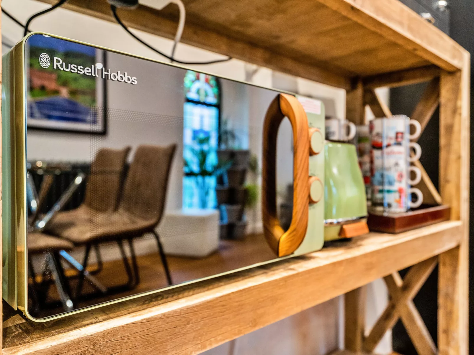 The Church Vaults-Binnen