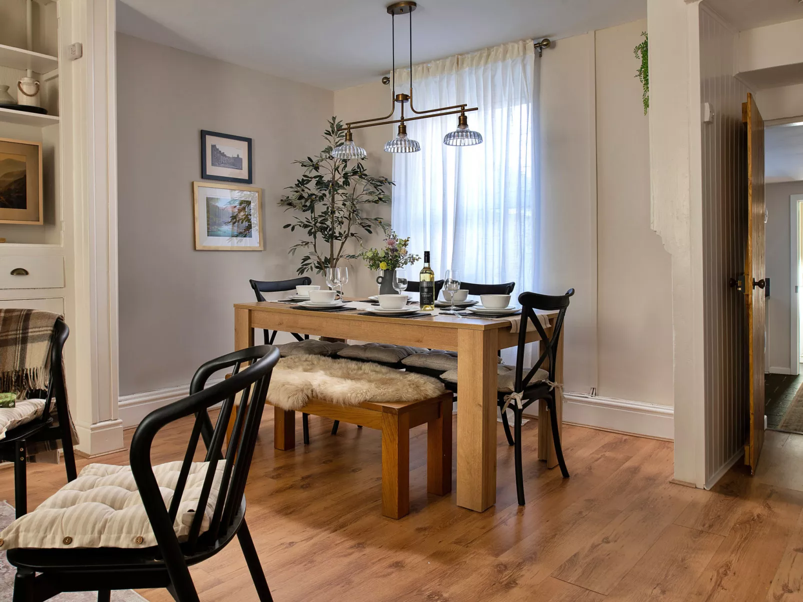 Bwthyn Llechi (Slate Cottage)-Binnen