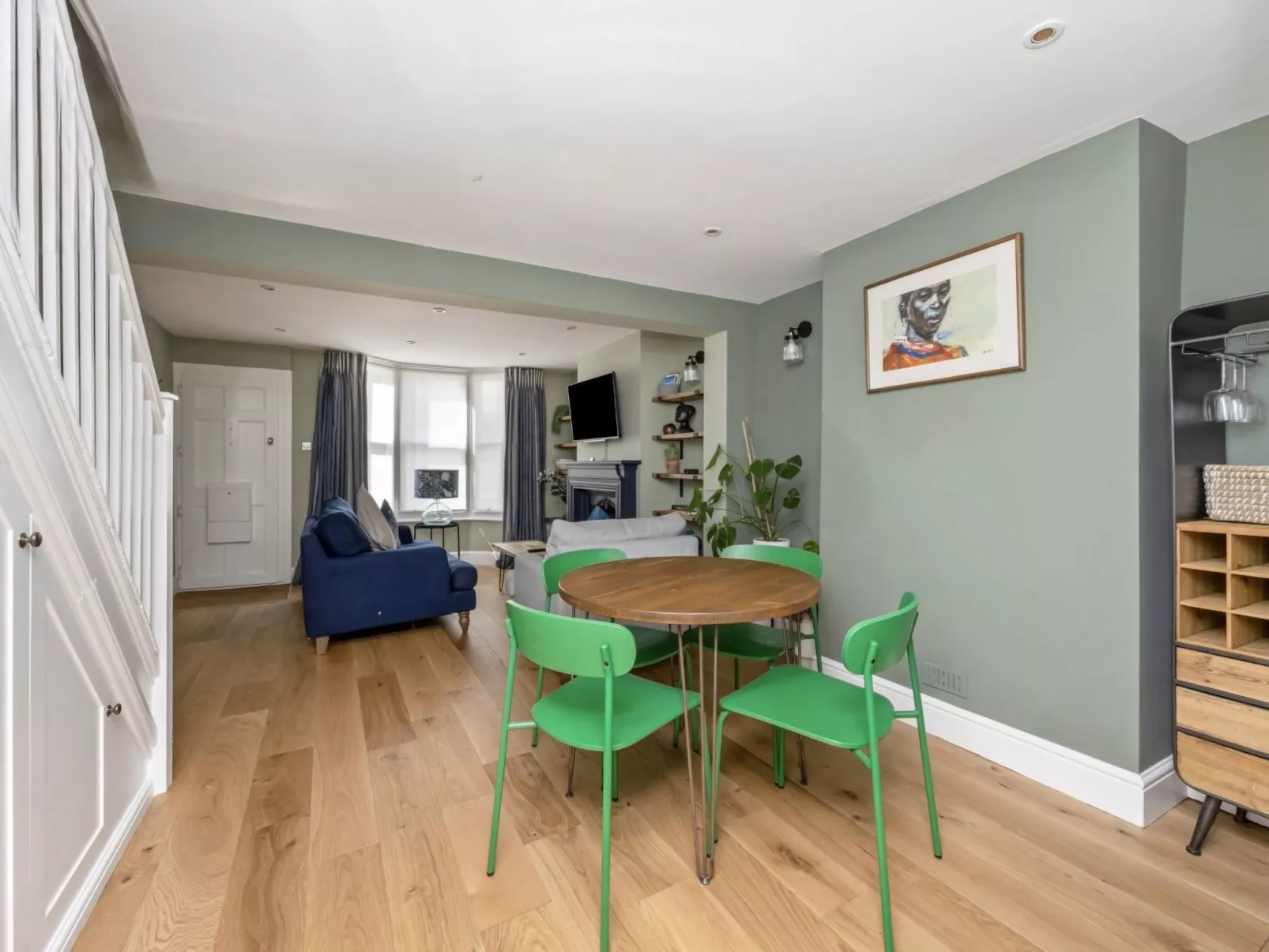 Brighton House-Binnen