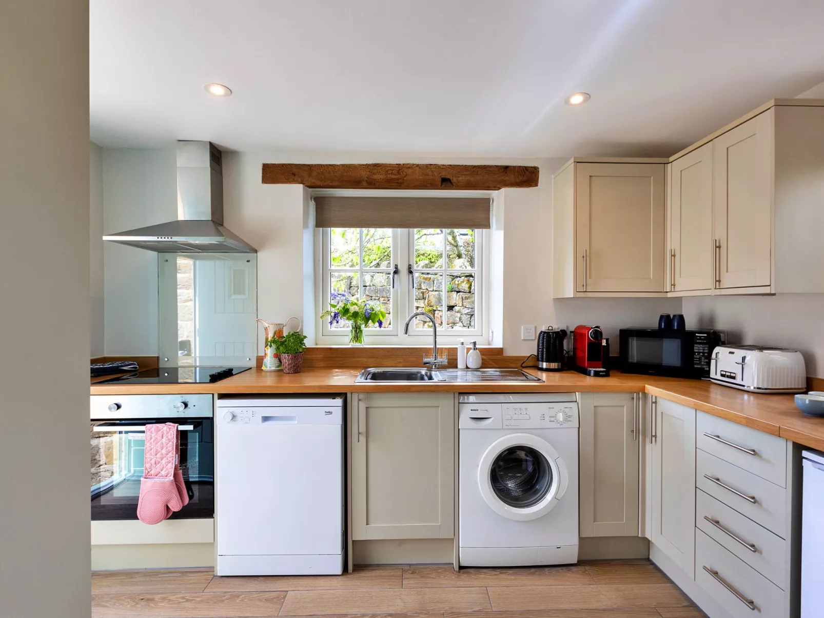 Cherry Cottage Nr Grantley Hall-Binnen