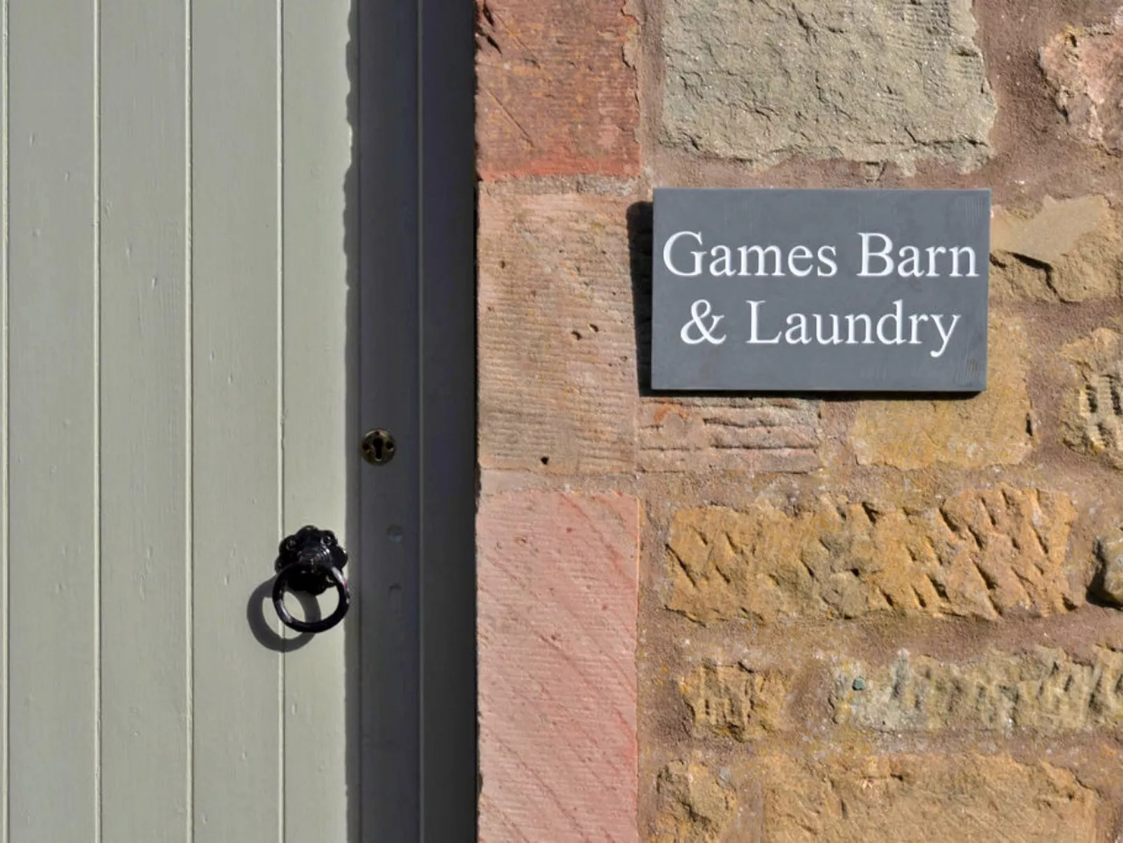 The Wheel House-Buiten