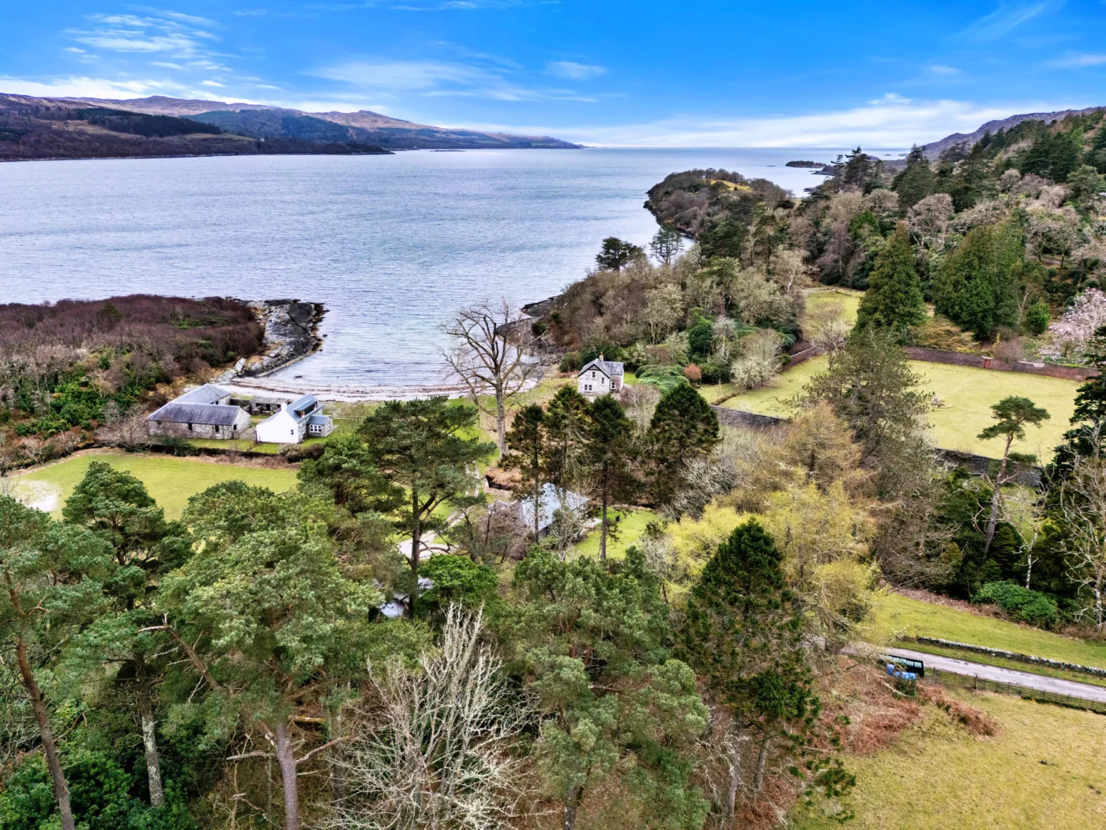 The Turbine House-Buiten