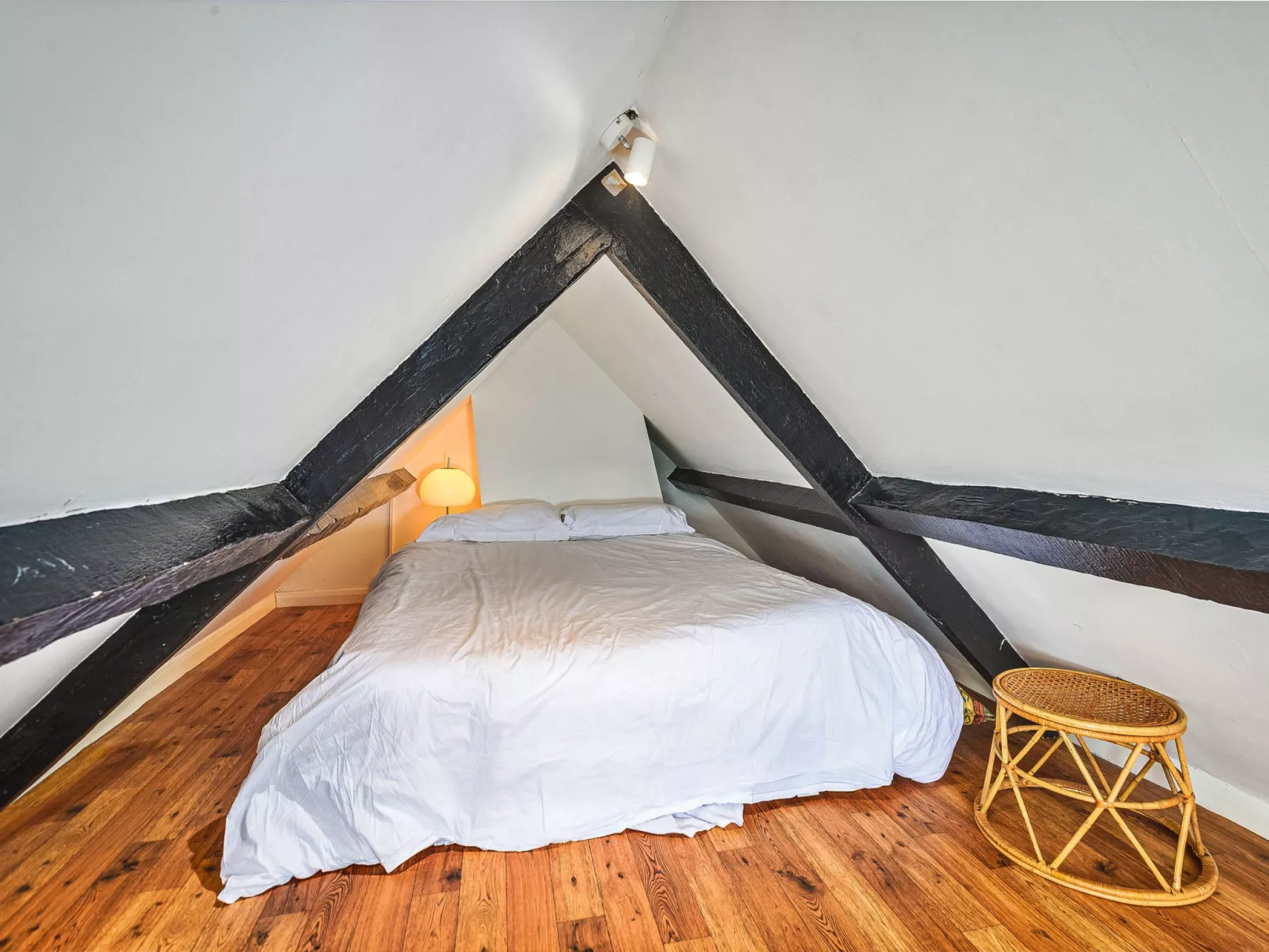 Ukulele Cottage-Binnen