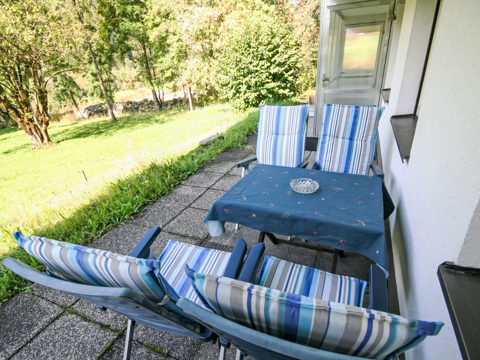 Apartment Kriasi-Buiten