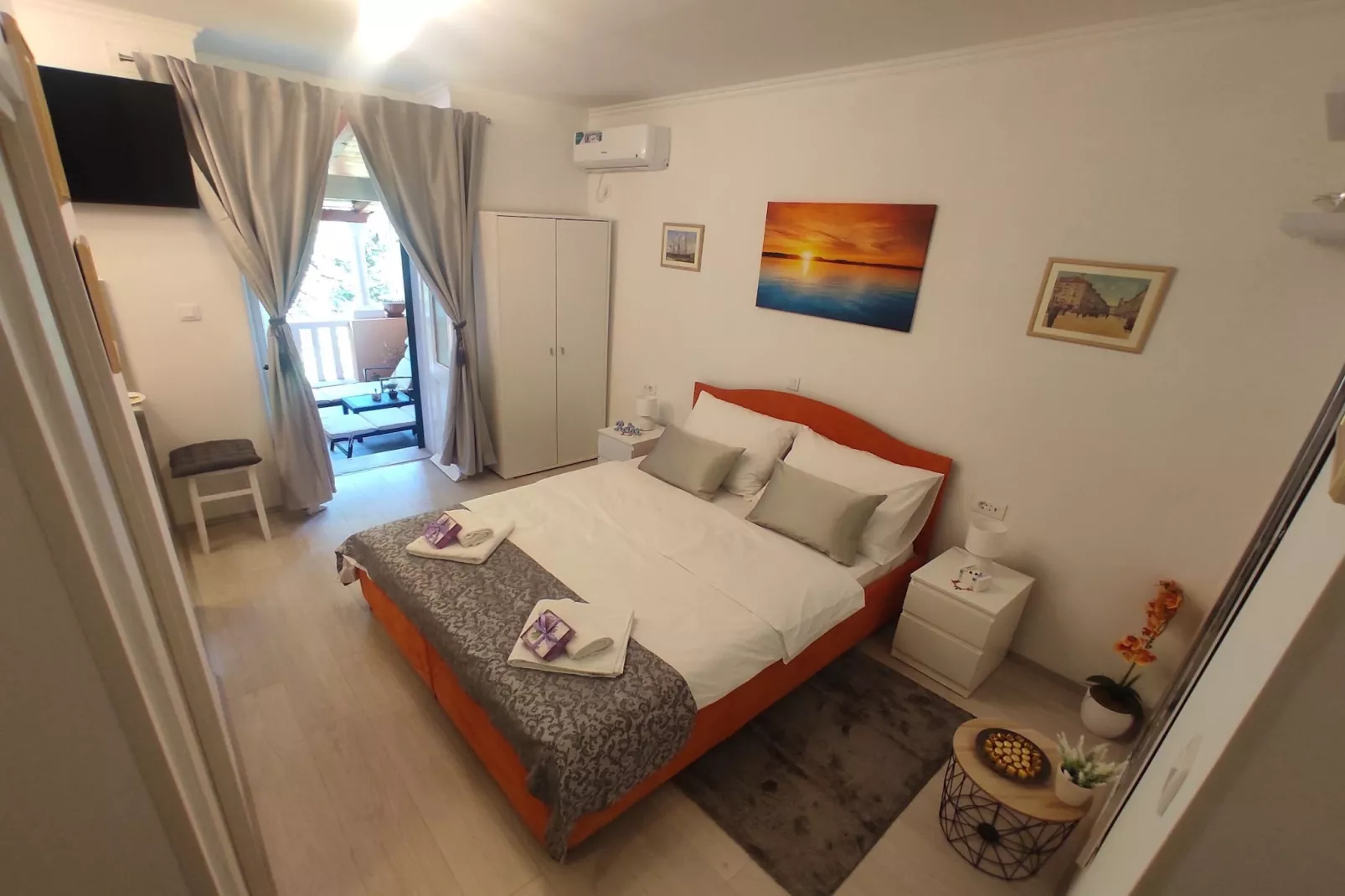 Room Porat 2 with Private Terrace - Double Bedroom with Private Terrace-Slaapkamer