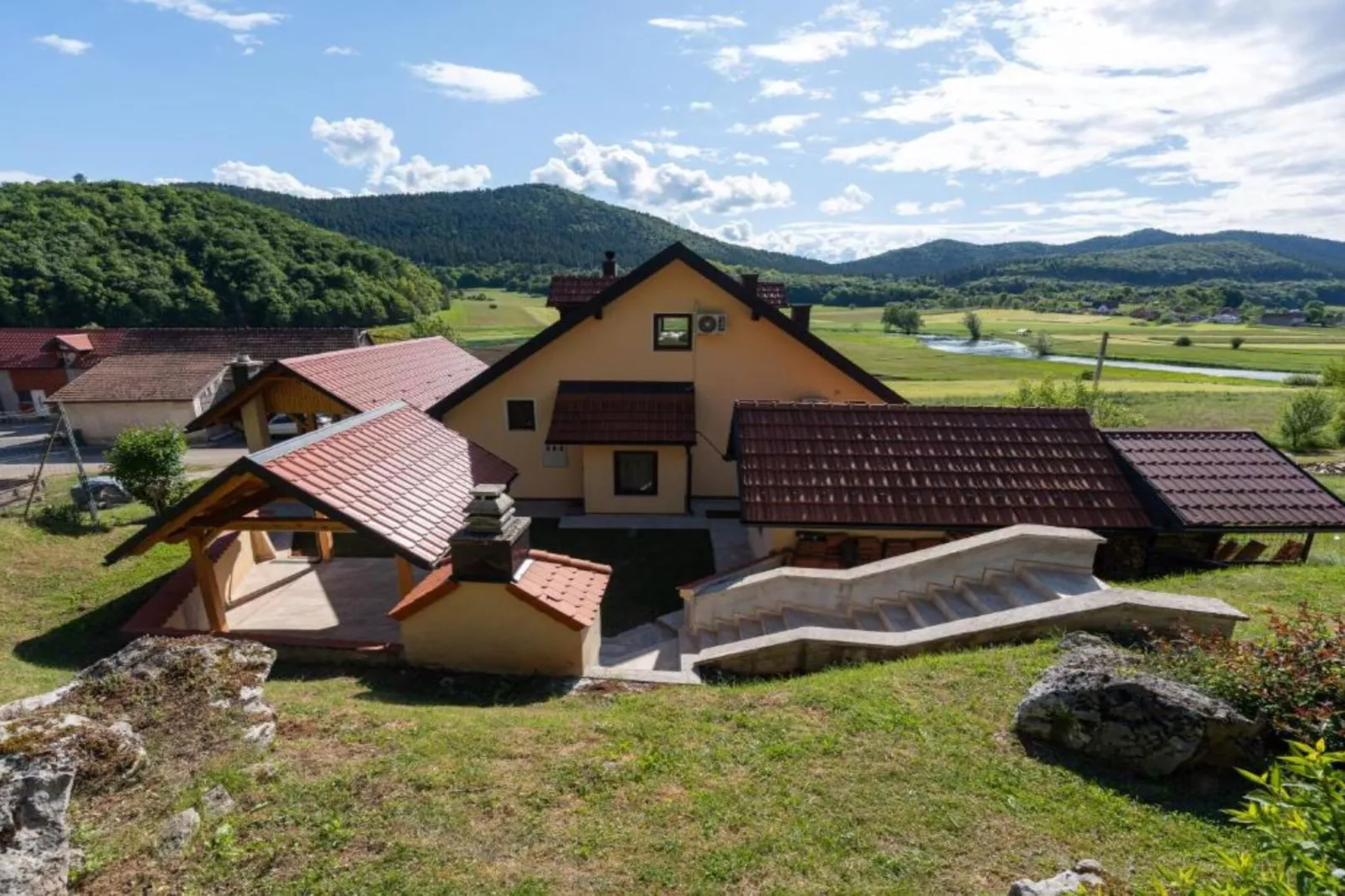 Villa Narnia - Three Bedroom Villa-Buitenlucht