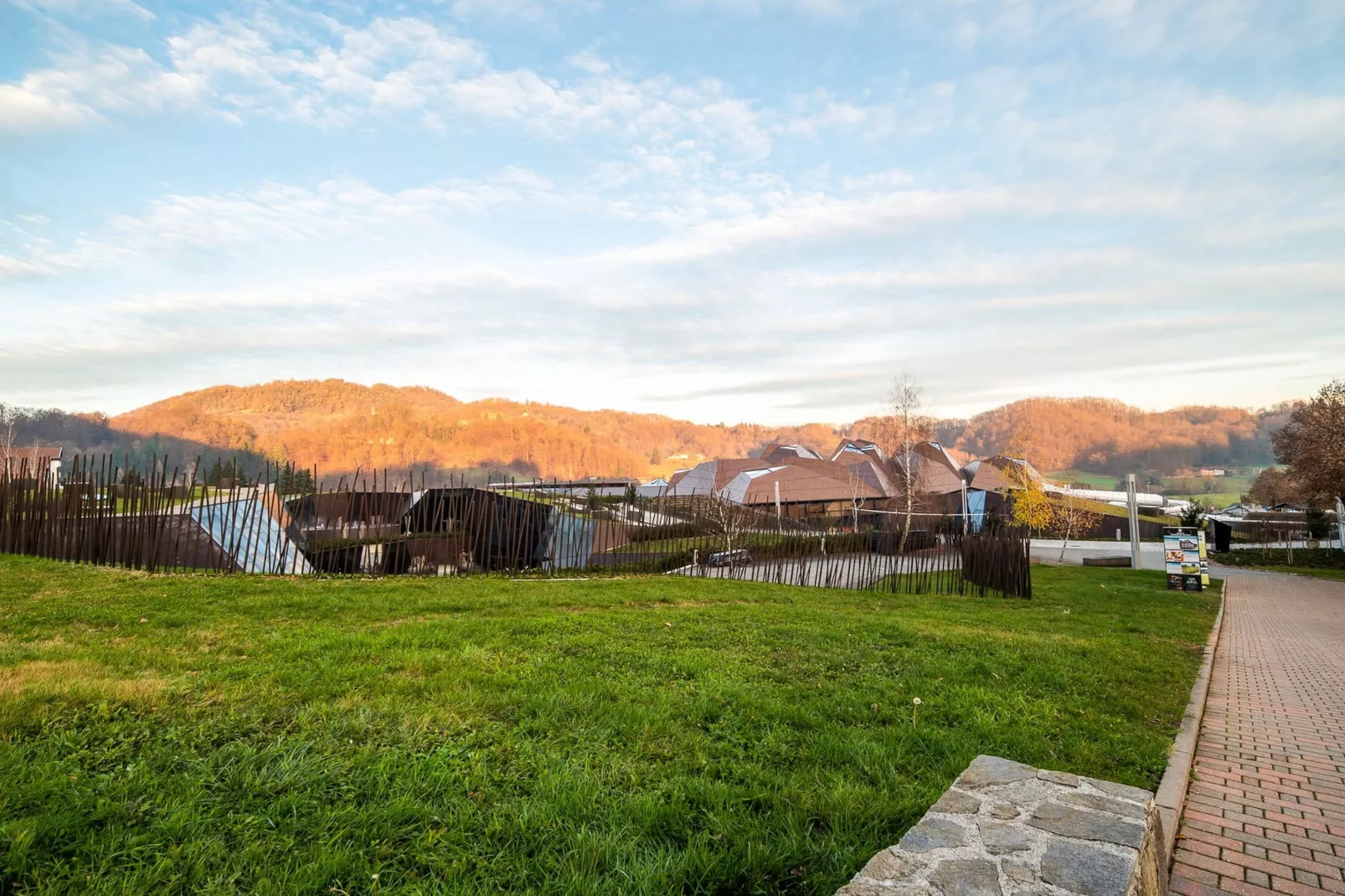 Rustic and Radiant Retreat Apartments with Terrace - Classic One Bedroom Apartment with Terrace (owner app 12)-Buitenlucht