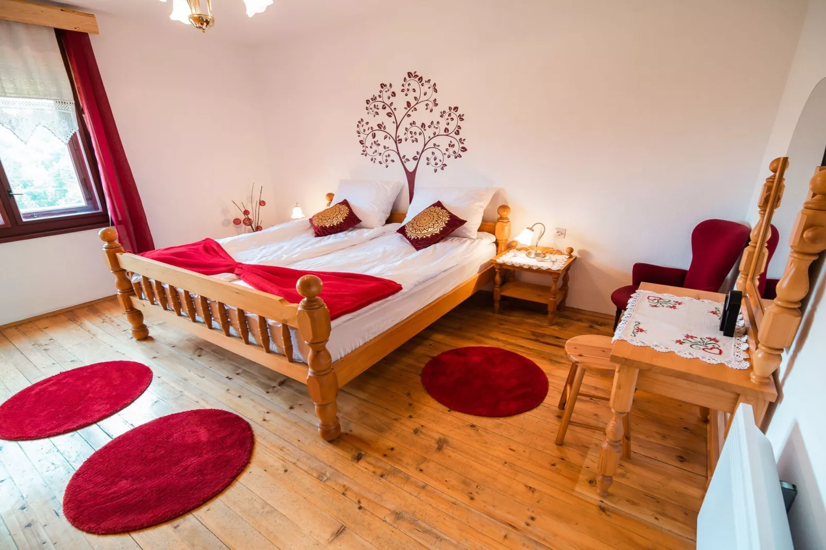 Bloomfield Retreat Country House with Sauna - Three Bedroom Country House-Slaapkamer