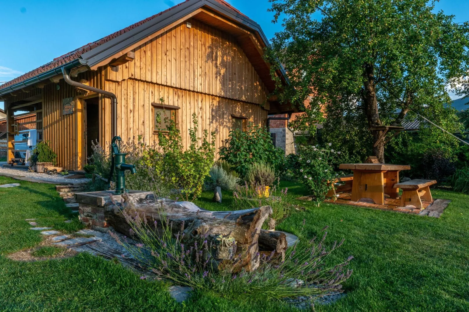 Echo Valley Hillside Holiday Home with Sauna - Two Bedroom Holiday Home with Sauna-Buitenlucht