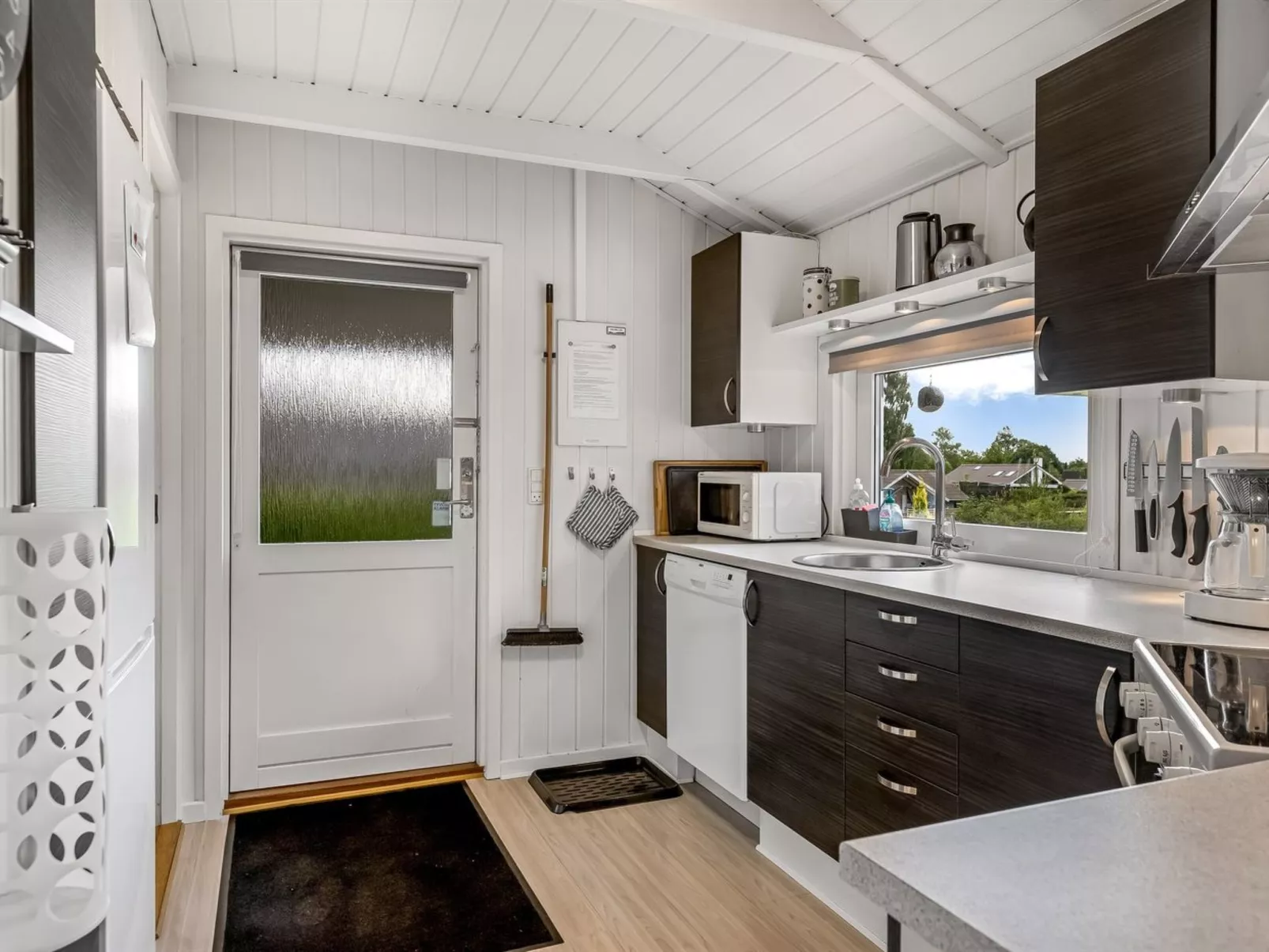 "Joonatan" - 900m from the sea-Binnen