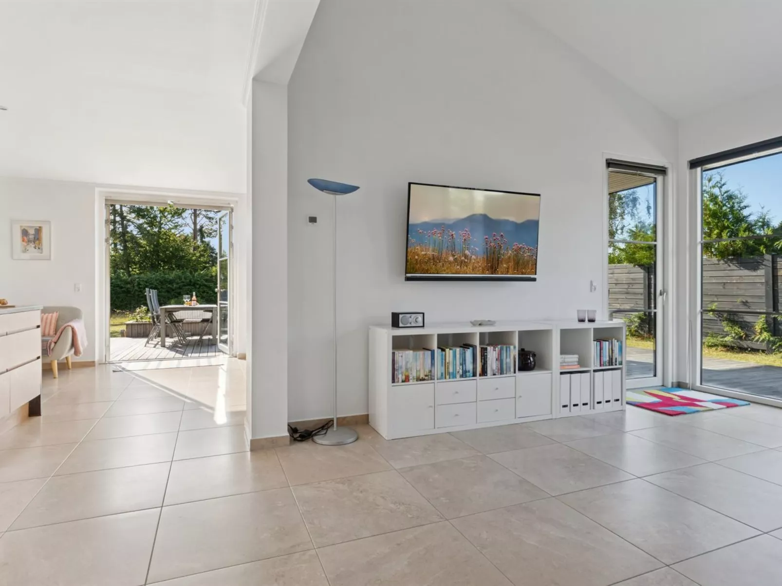 "Alvia" - 1.6km from the sea-Binnen