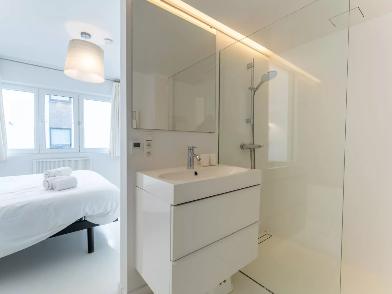 Blanc Rivage with garage-Binnen