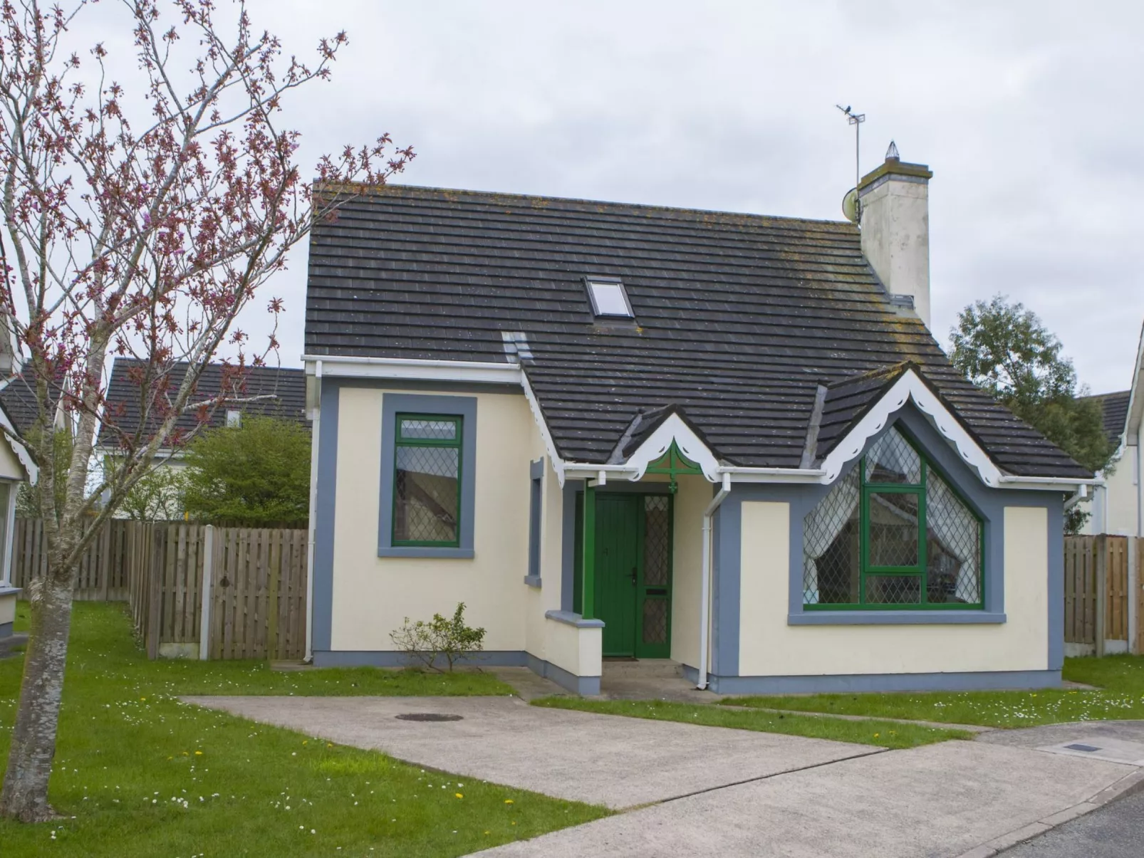 Willow Grove HC No. 4-Buiten