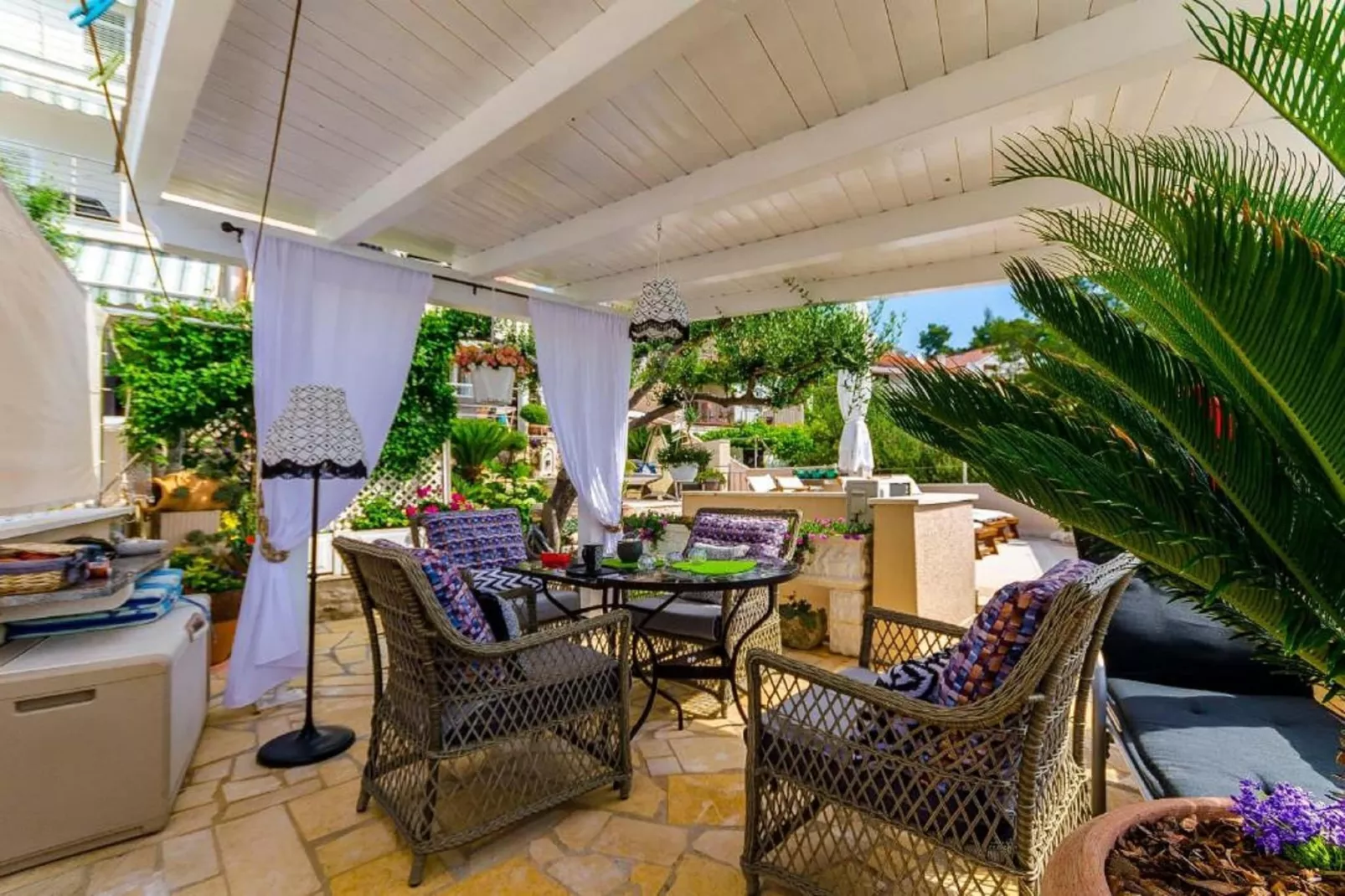 Apartments Nives -Standard Two Bedroom Apartment   (A1)-Buitenlucht