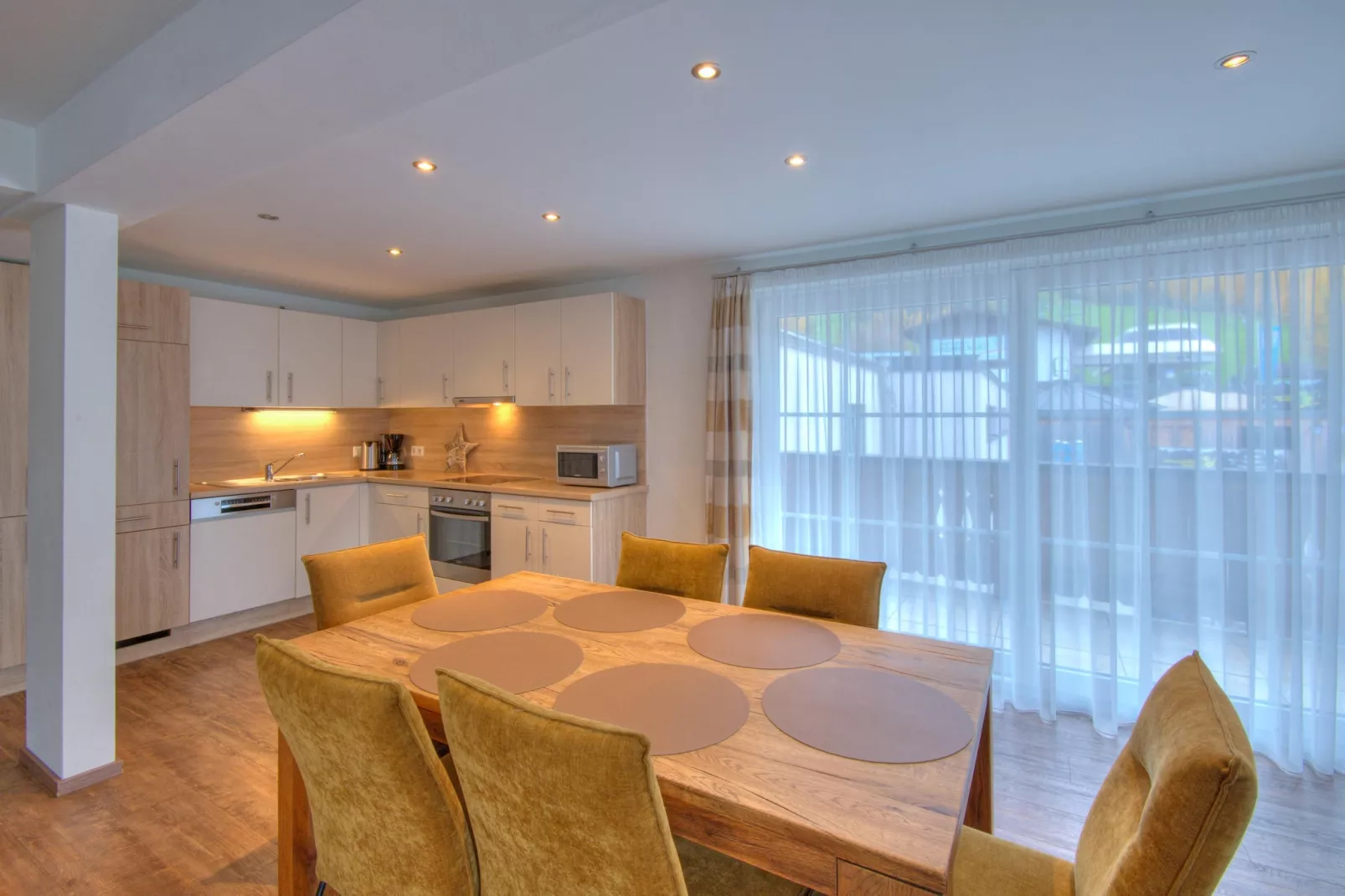 Brunner Apartment Top 6-Eetkamer