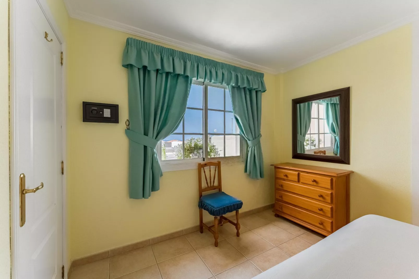 Delfin 14 Vista Jardin 2d-Slaapkamer