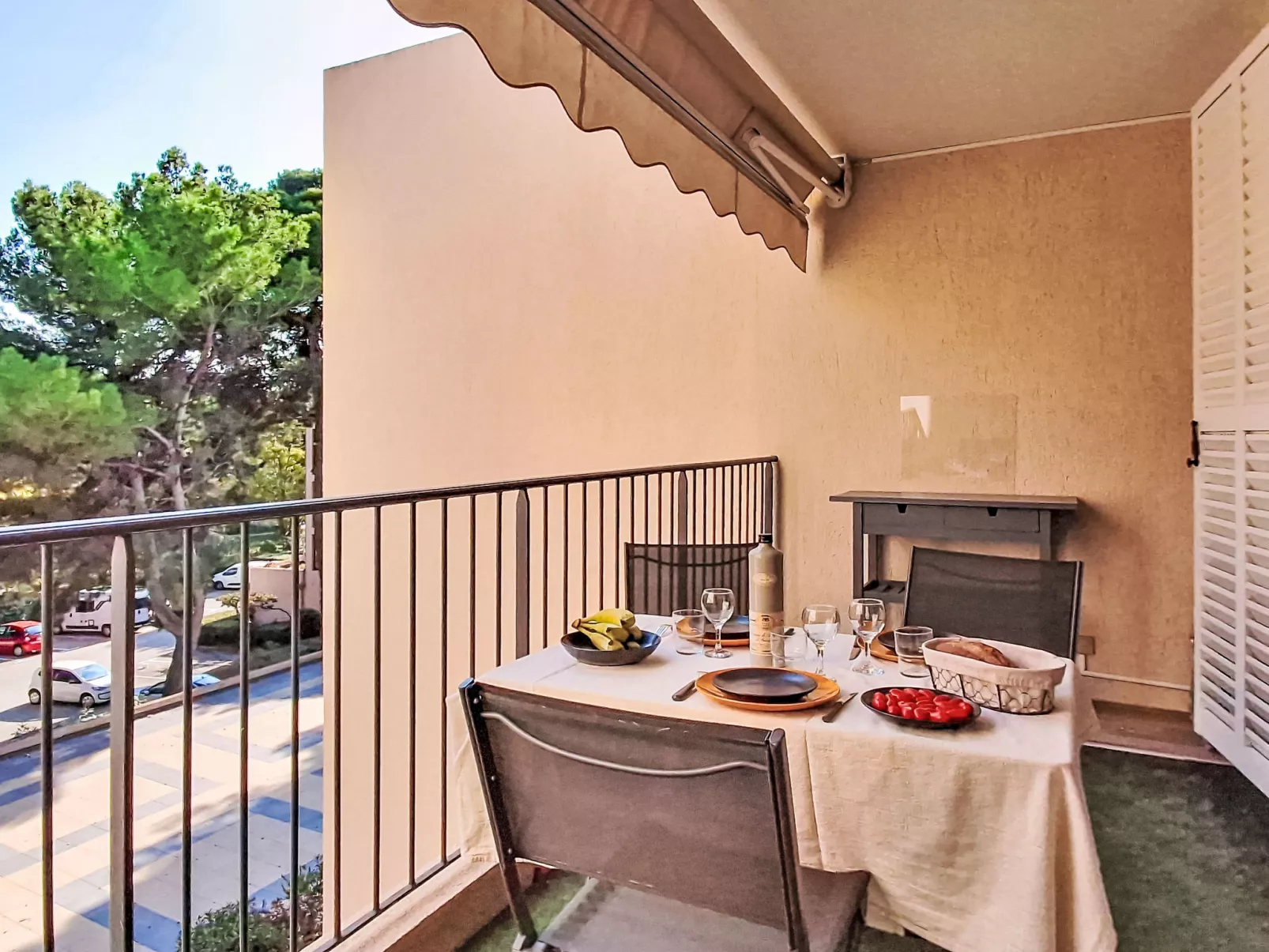 Le Luberon Loisirs-Binnen