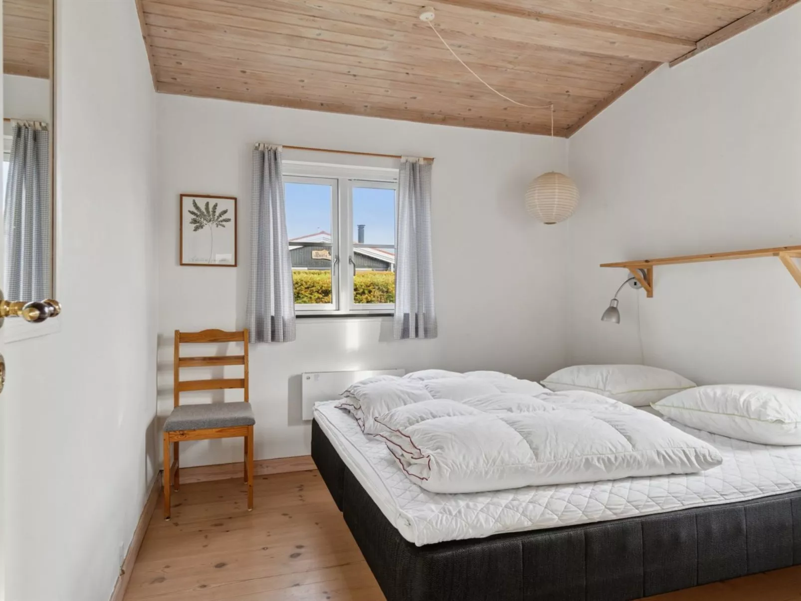 "Elle" - 175m from the sea-Binnen