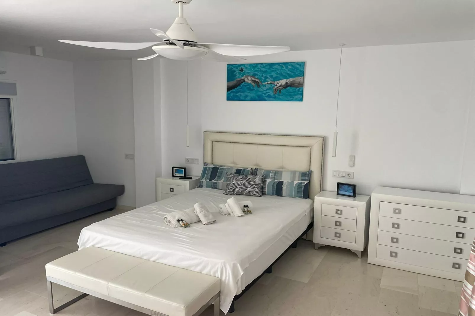 CT 376 - Faro's Calypso Duplex Penthouse - Walking distance to Beach-Slaapkamer