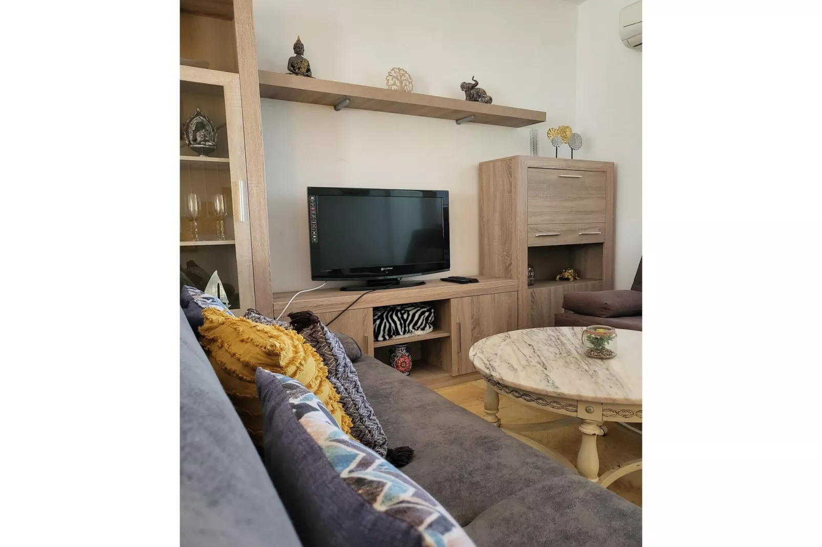 CT 345 AL - Faro's Cala Marques Townhouse-Woonkamer