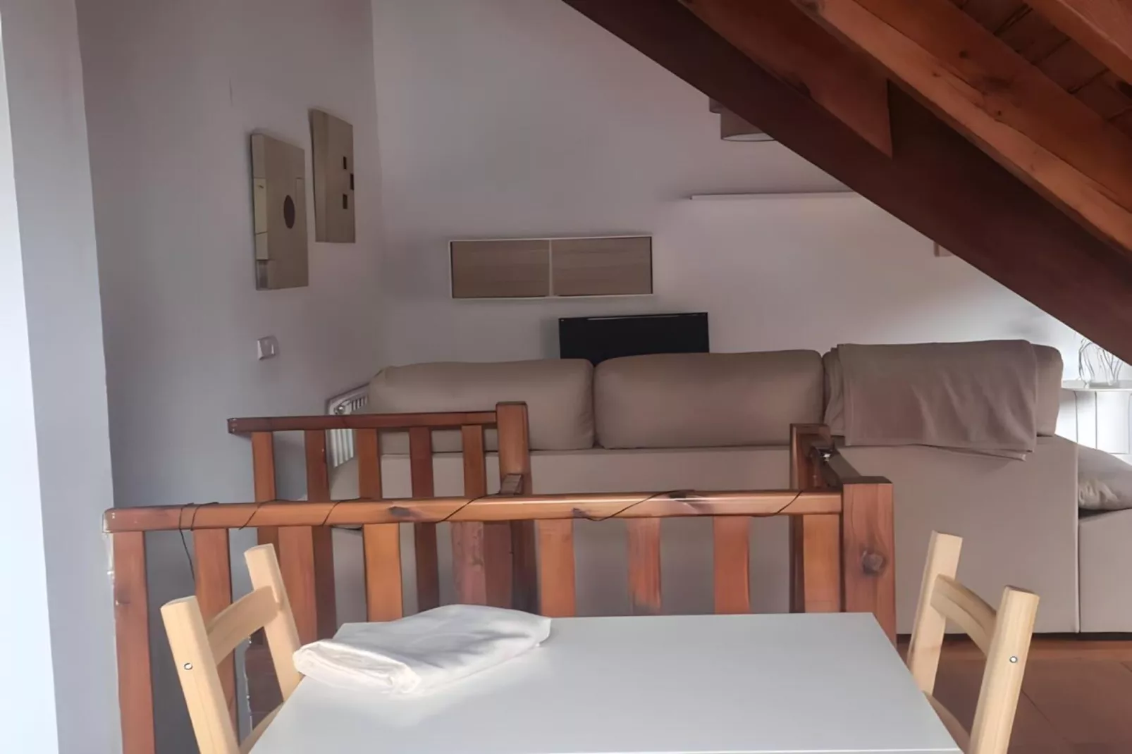 3311-Vielha-Eetkamer