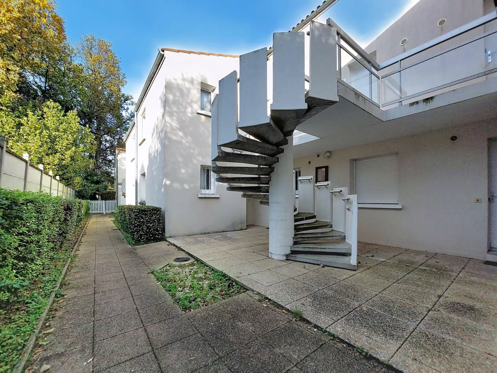 Les Hauts de Nauzan-Buiten