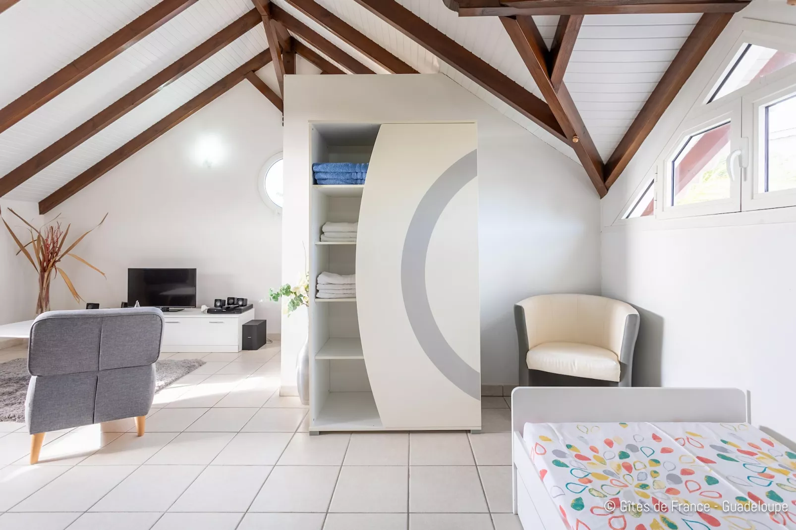 Paradise Bay Villa standing avec vue sur mer Non Remboursable-Slaapkamer