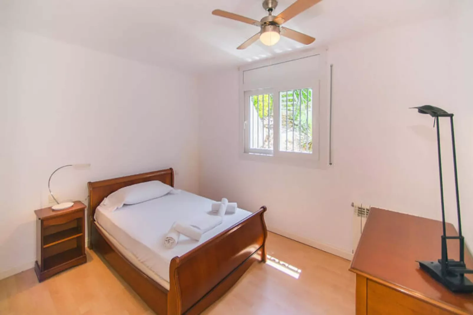 Maison à Roses-Niet-getagd