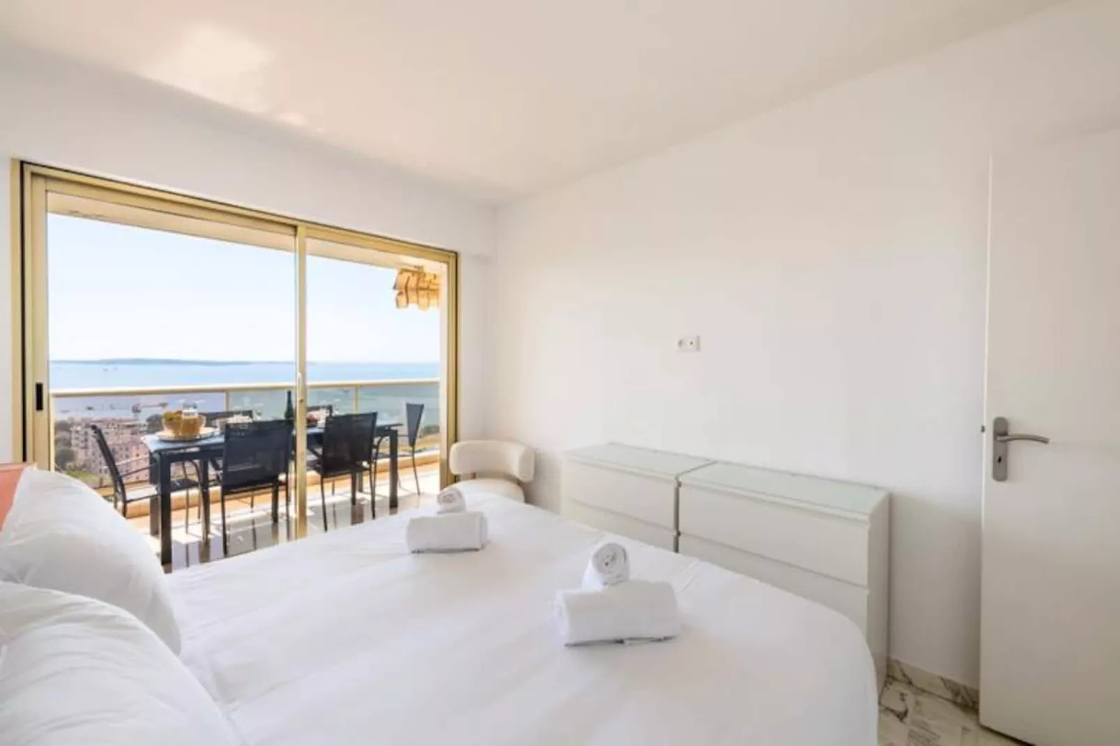 Résidence 3p Vue Mer, Piscine &ndash; Cannes Croix Des Gardes-Niet-getagd