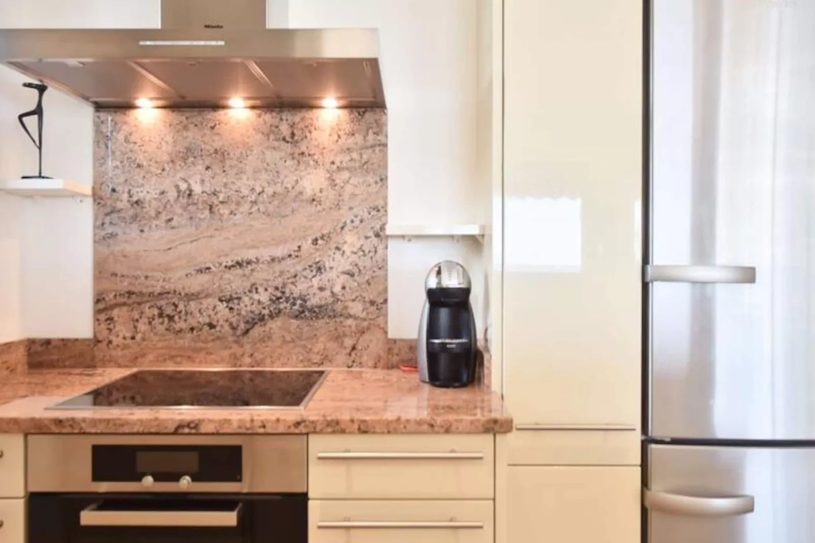 Résidence C&ocirc;te D&rsquo;azur, Vue Mer, Tennis, Plage-Niet-getagd