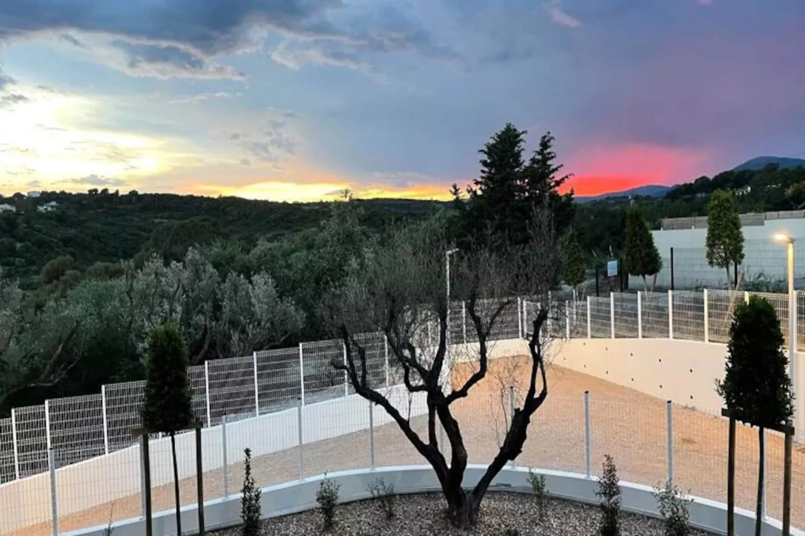 Studio Moderne - Terrasse - Piscine-Niet-getagd