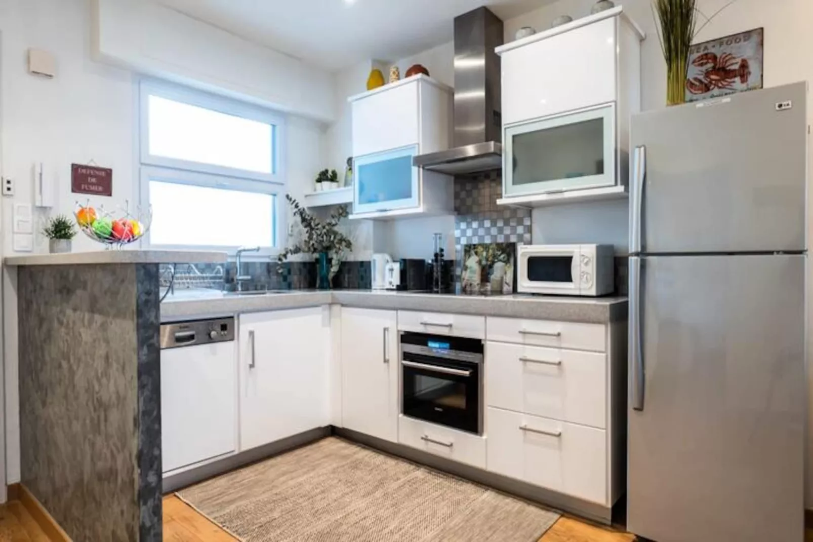 Résidence 3p Avec Terrasse Vue Mer, Face Au Martinez-Niet-getagd