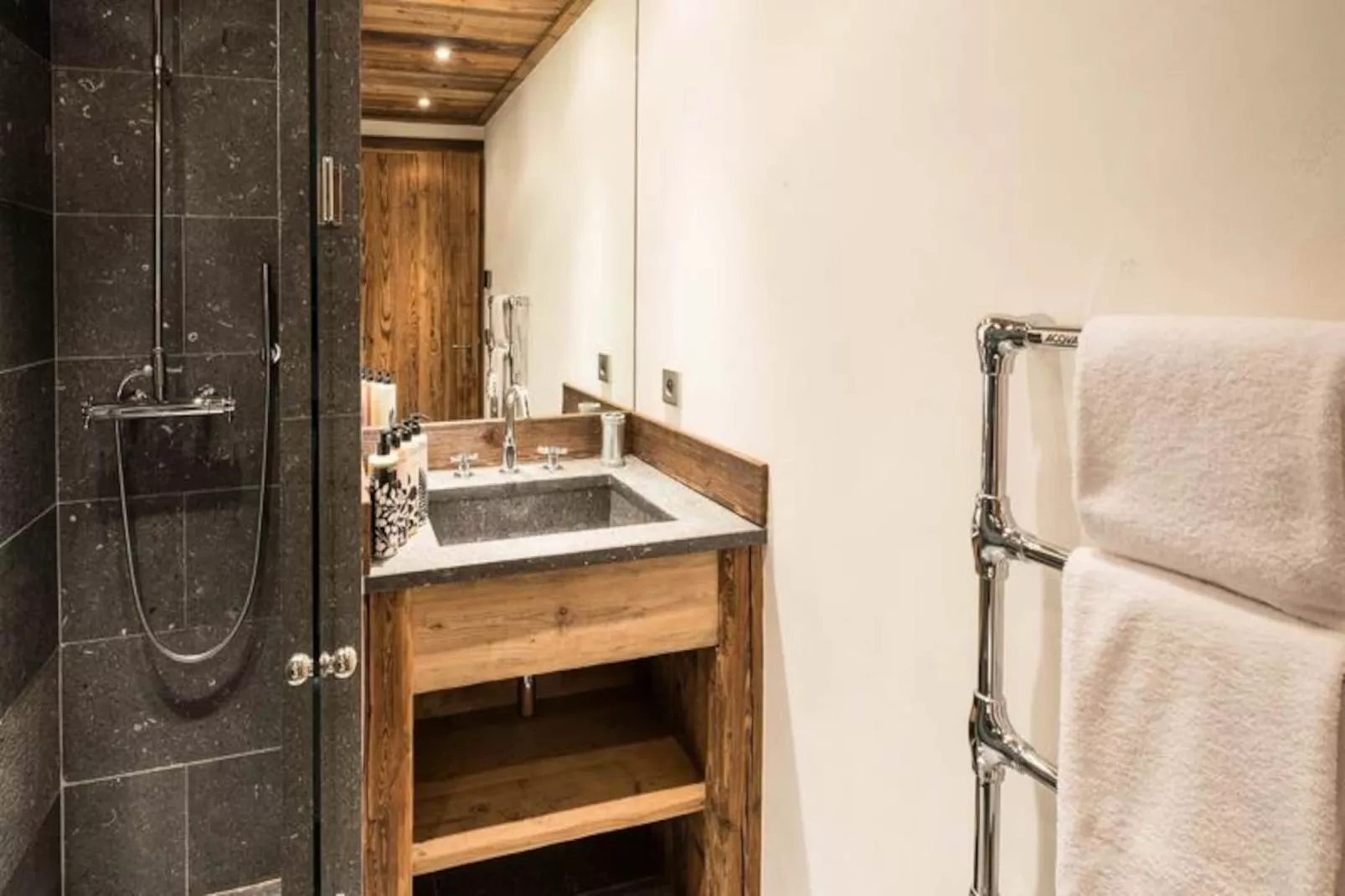 Chalet Madame Vacances Genepy-Niet-getagd