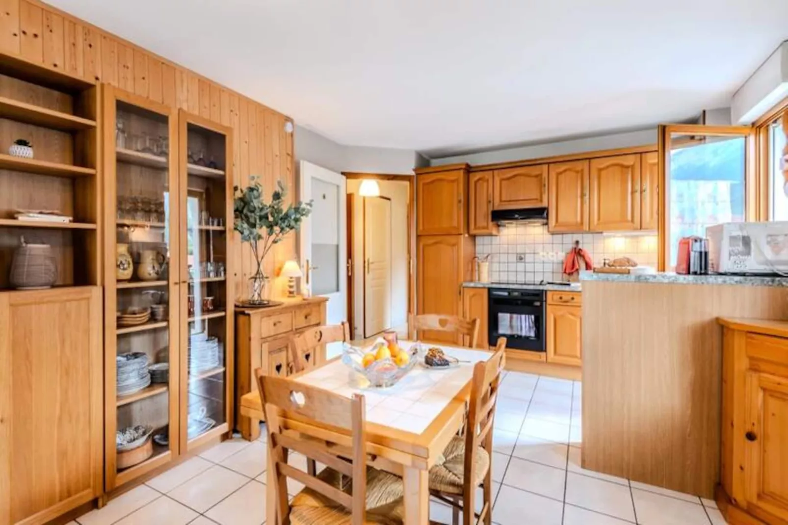 Slow Chalet Th&ocirc;nes: Lac & Montagne -15 Min Ski - Ascenseur, Balcon, Parking-Niet-getagd