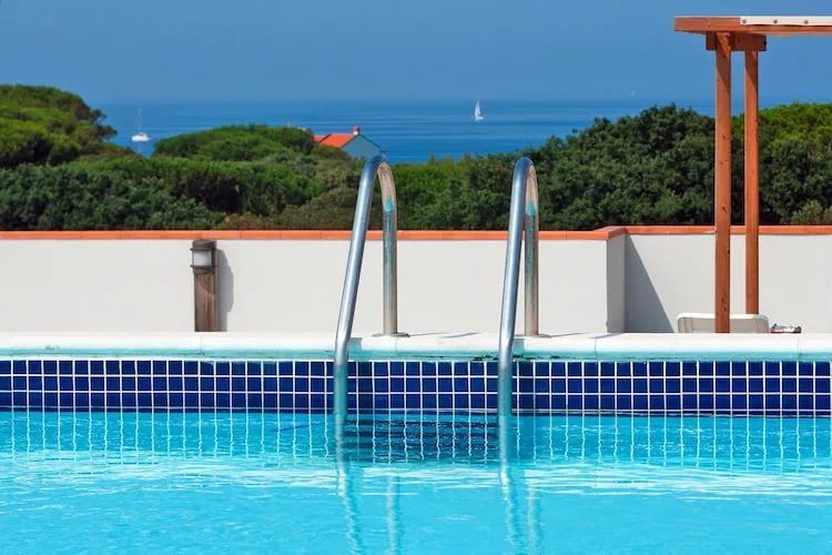 Holiday residence Santa Constanza San Vincenzo-Bilo 4 Superior-Zwembad