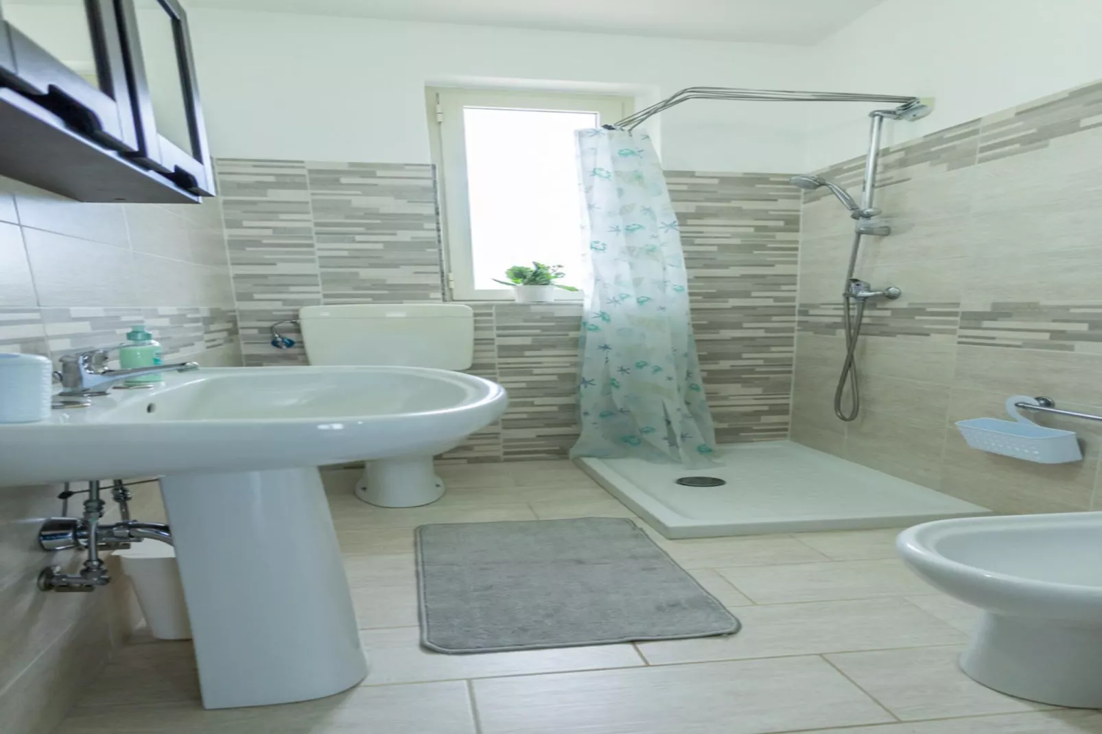 Ferienhaus Casa Mamma Maria Francavilla di Sicilia-Badkamer