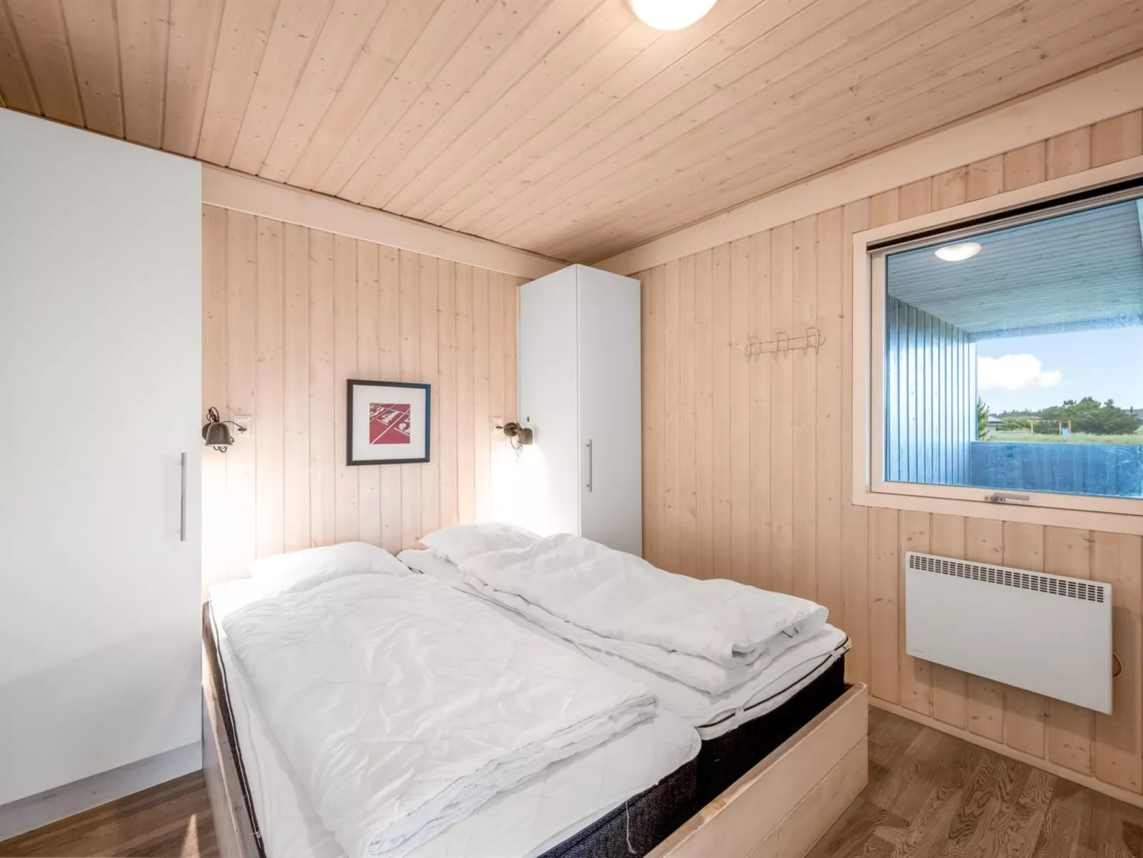 "Temjana" -  from the sea-Binnen