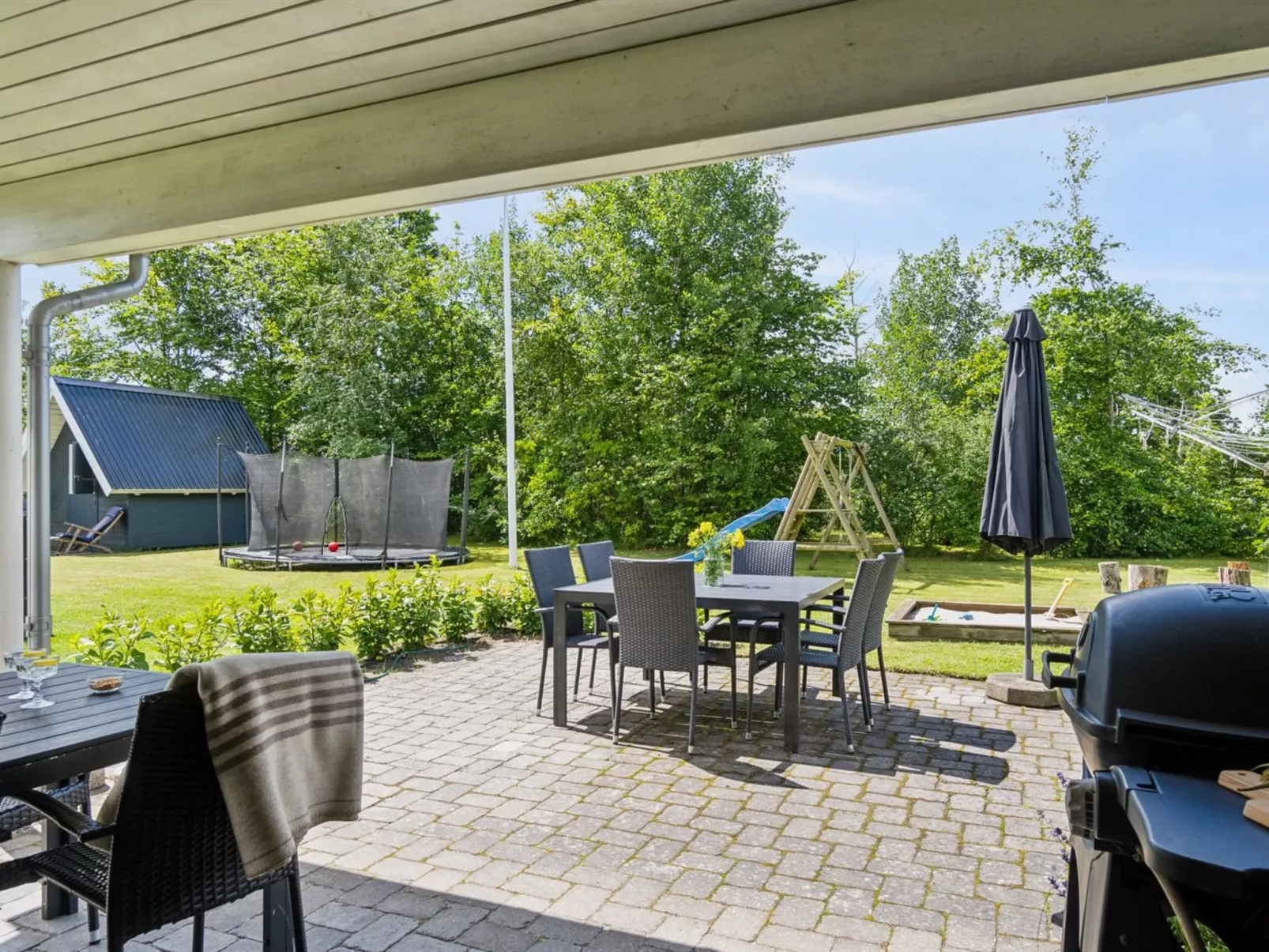 "Hanne" - 300m from the sea-Buiten