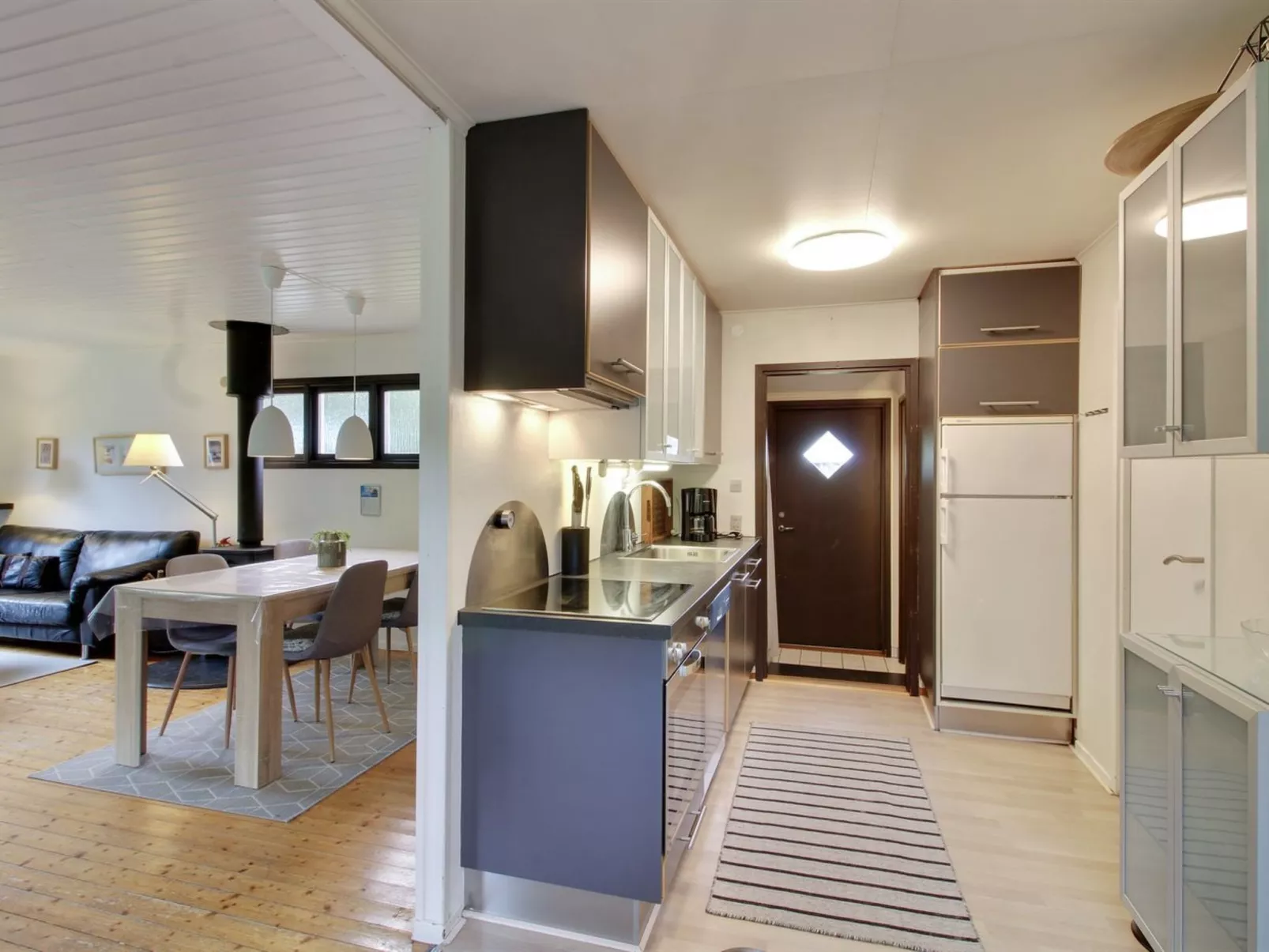 "Hannu" - 900m from the sea-Binnen