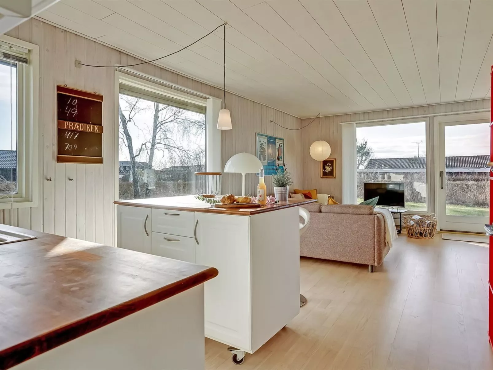 "Kalle" - 400m from the sea-Binnen