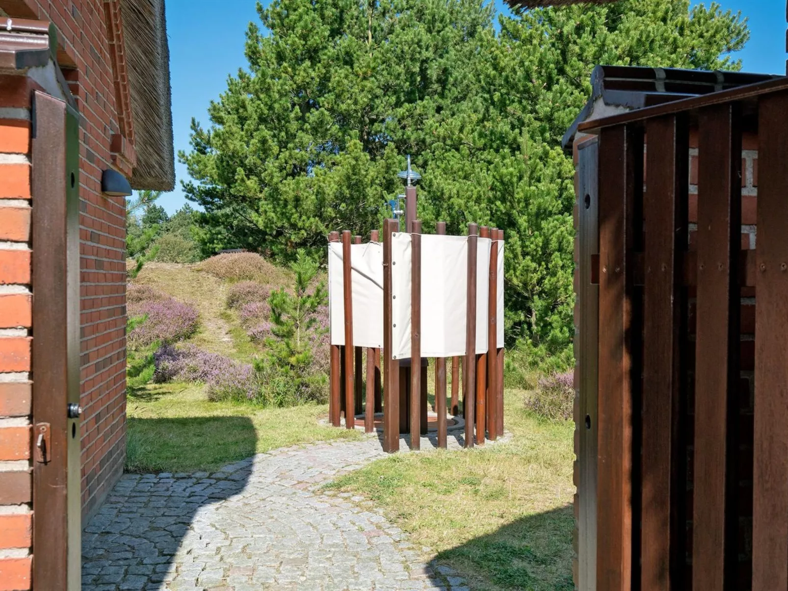 "Siegried" - 2.2km from the sea-Binnen