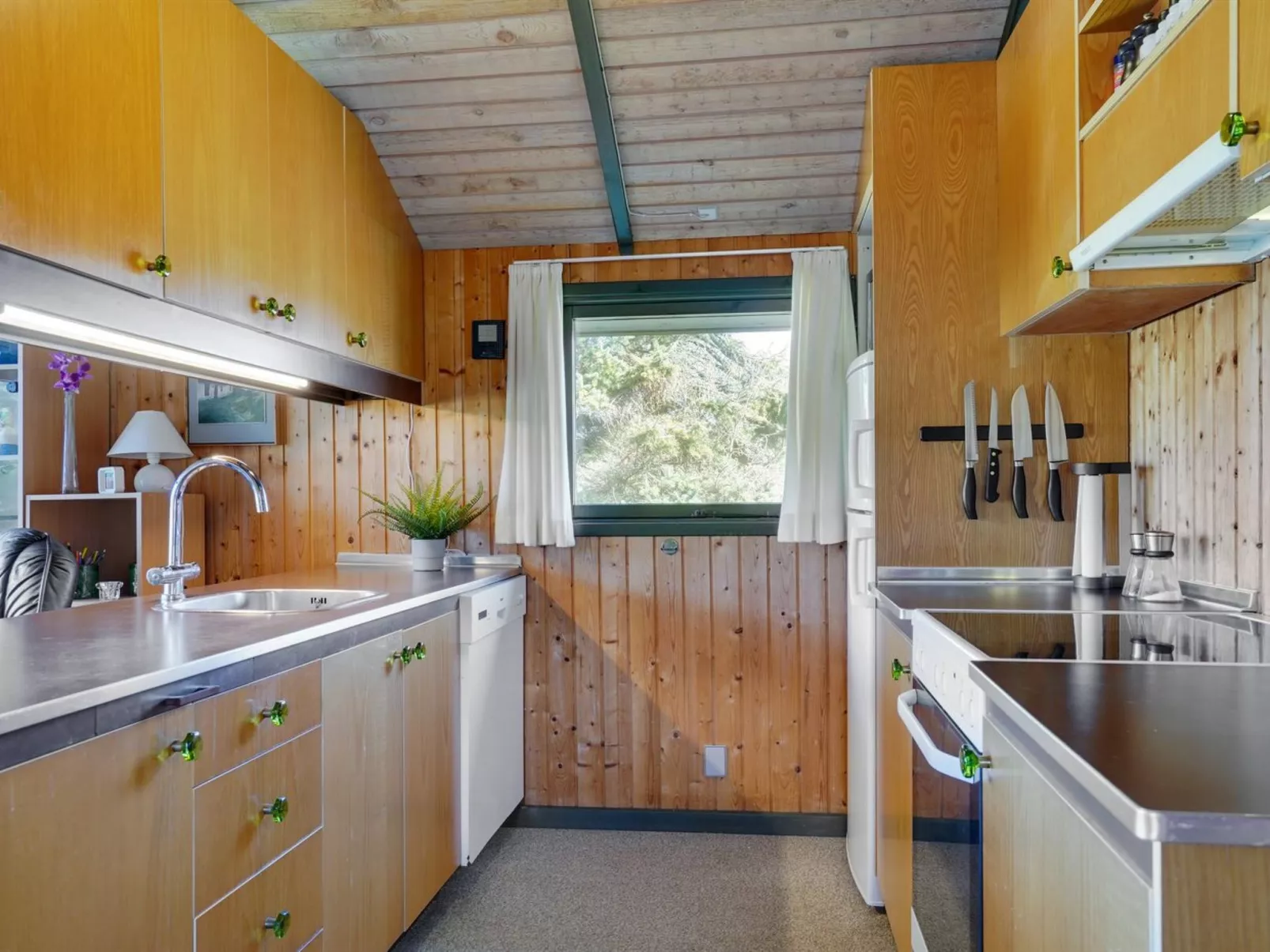 "Alfrik" - 900m from the sea-Binnen